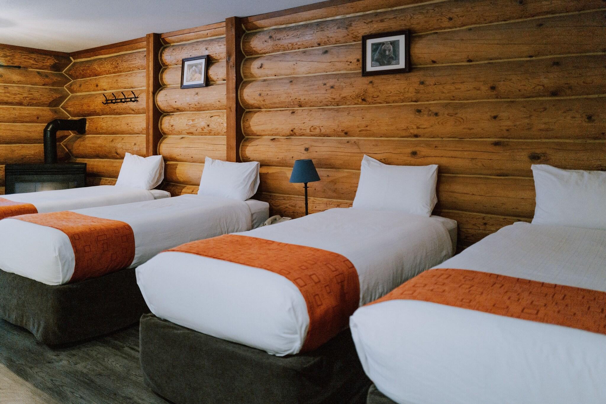 Chalet with Kitchenette