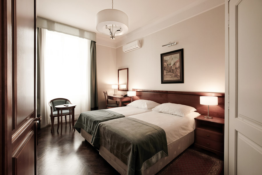Twin Two Beds