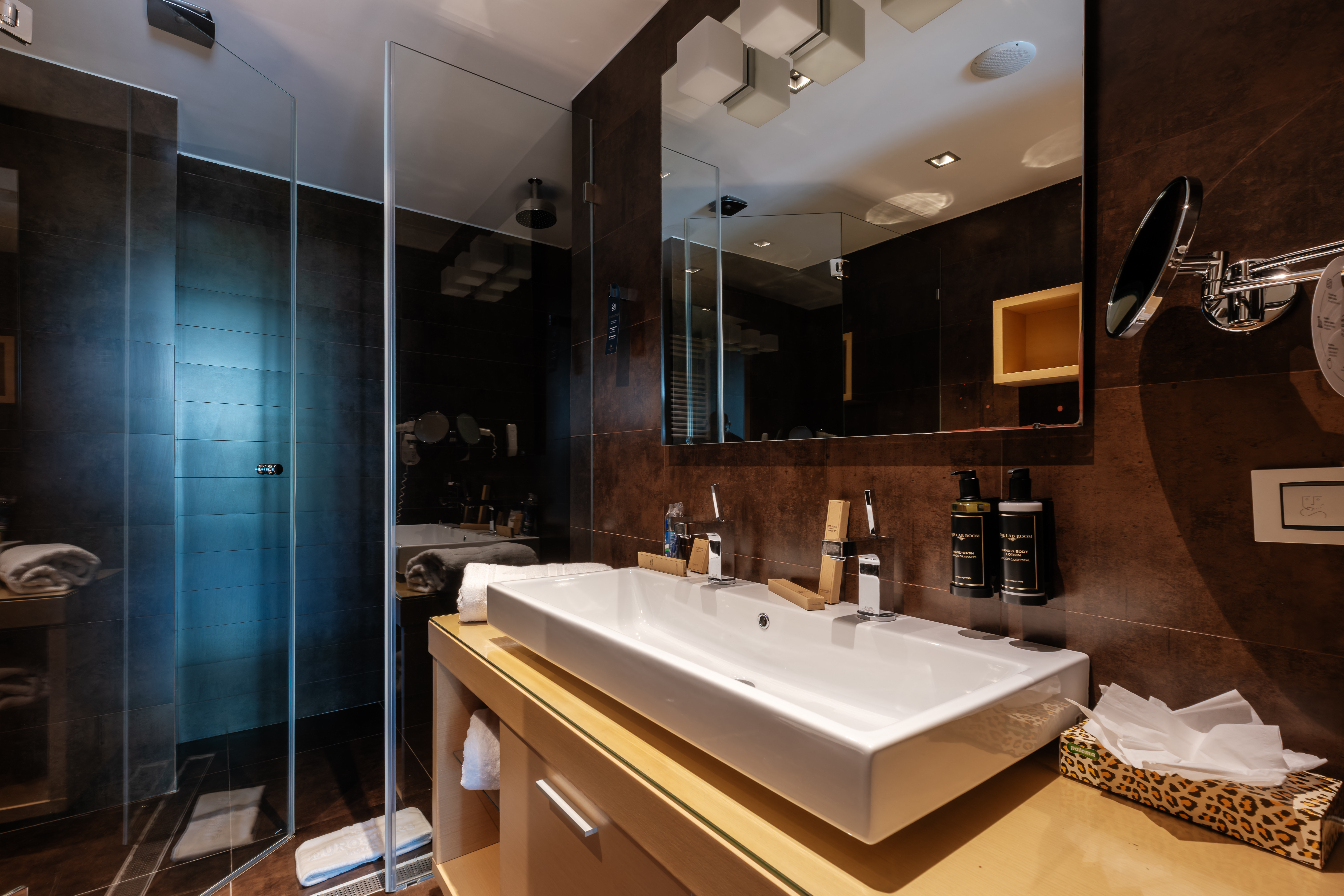 Double Single Deluxe with Balcony