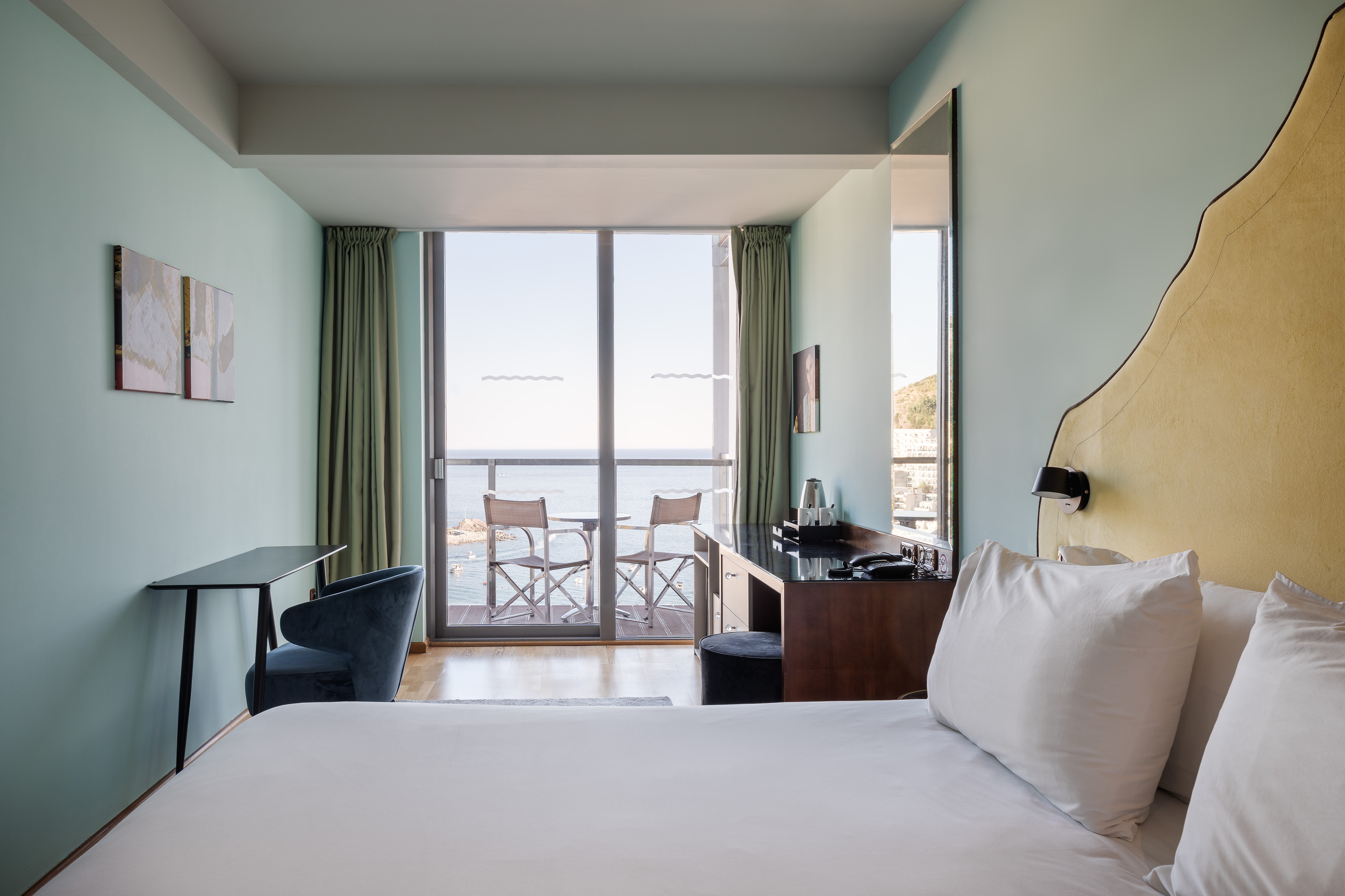Double or Twin Deluxe Sea View with Balcony