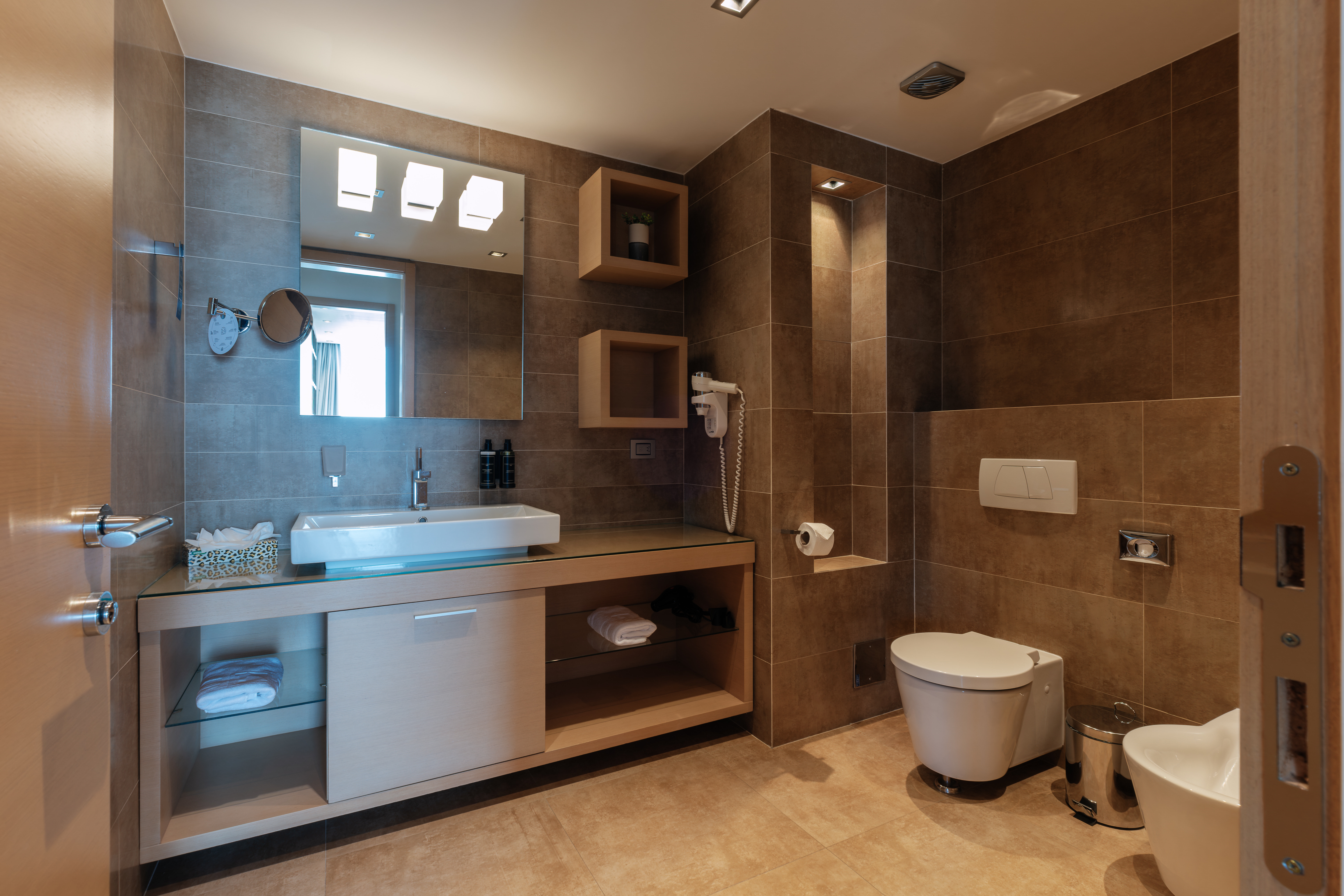 Double or Twin Deluxe Sea View with Balcony