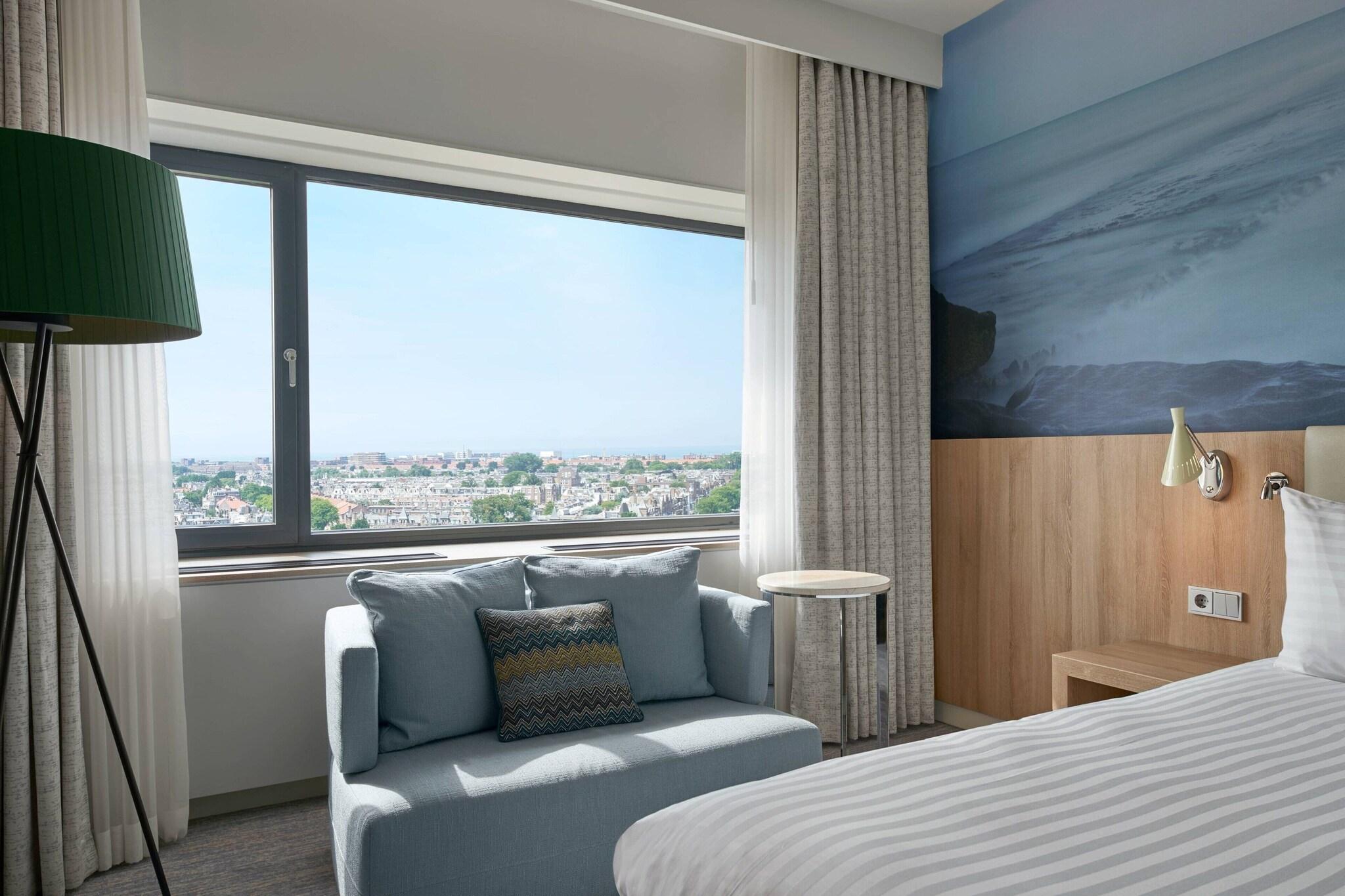 Double Superior King Bed