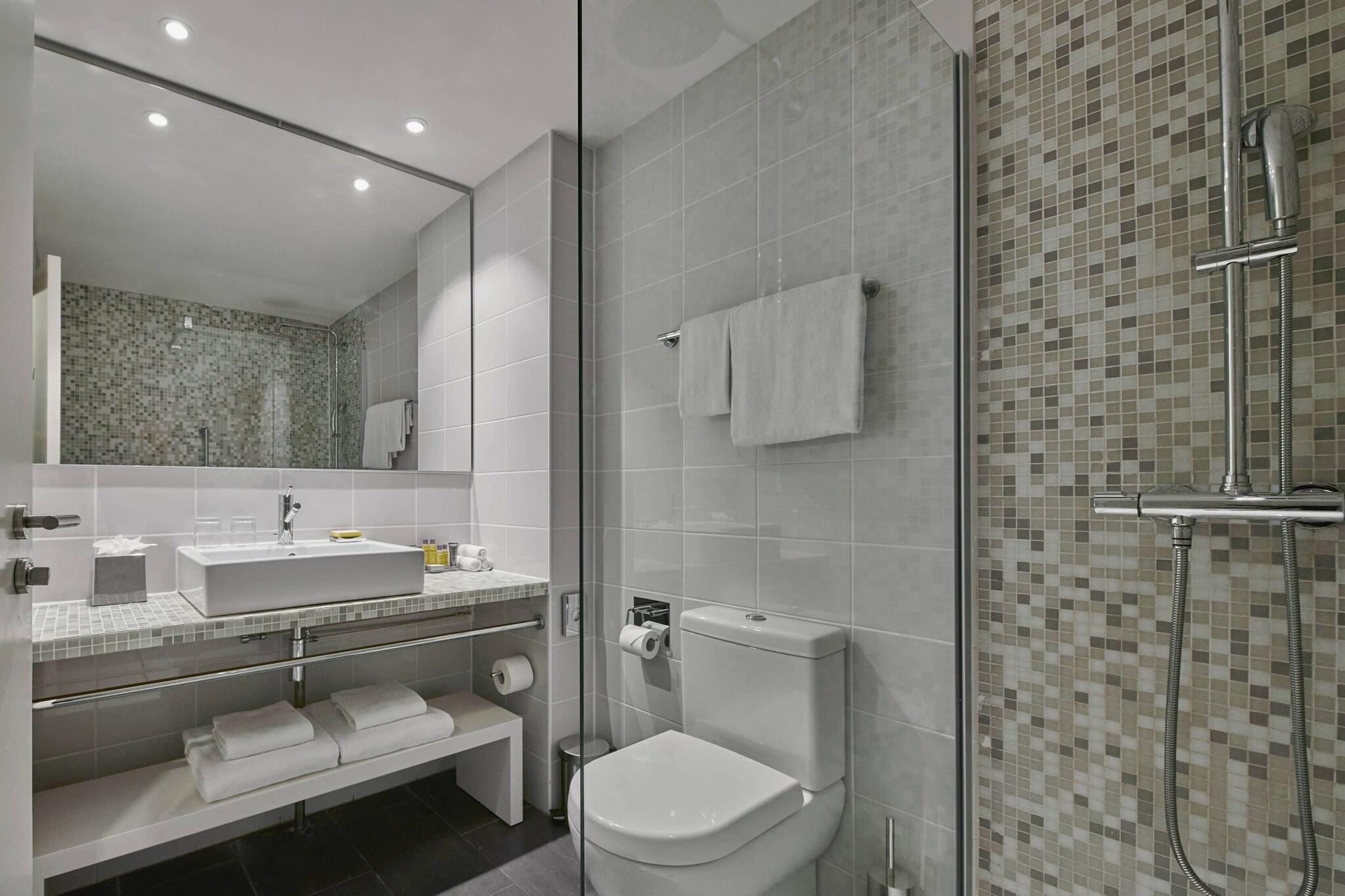 Double Superior King Bed