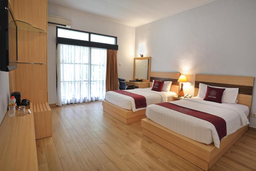 Double or Twin Deluxe