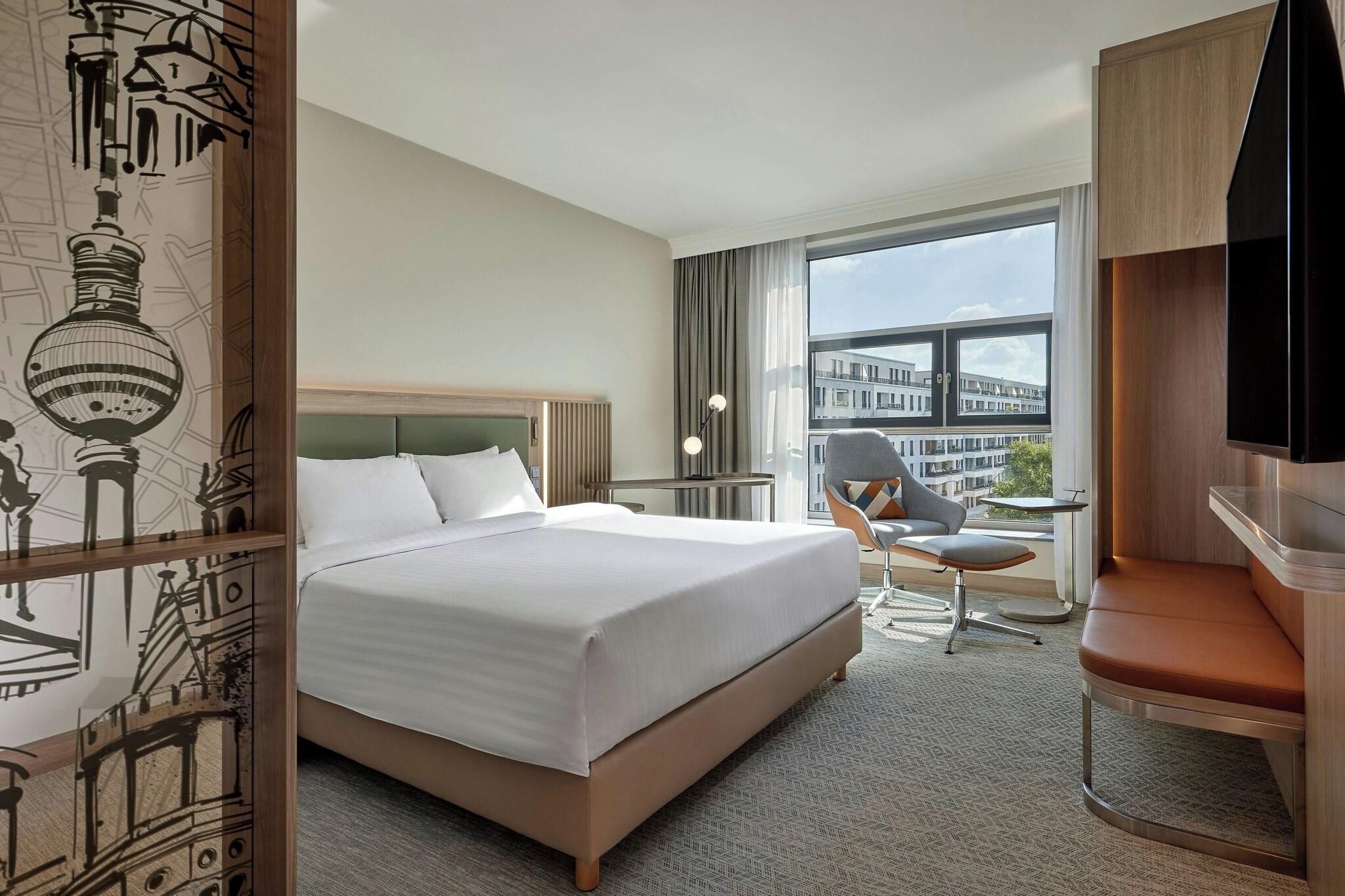 Double Deluxe King Bed