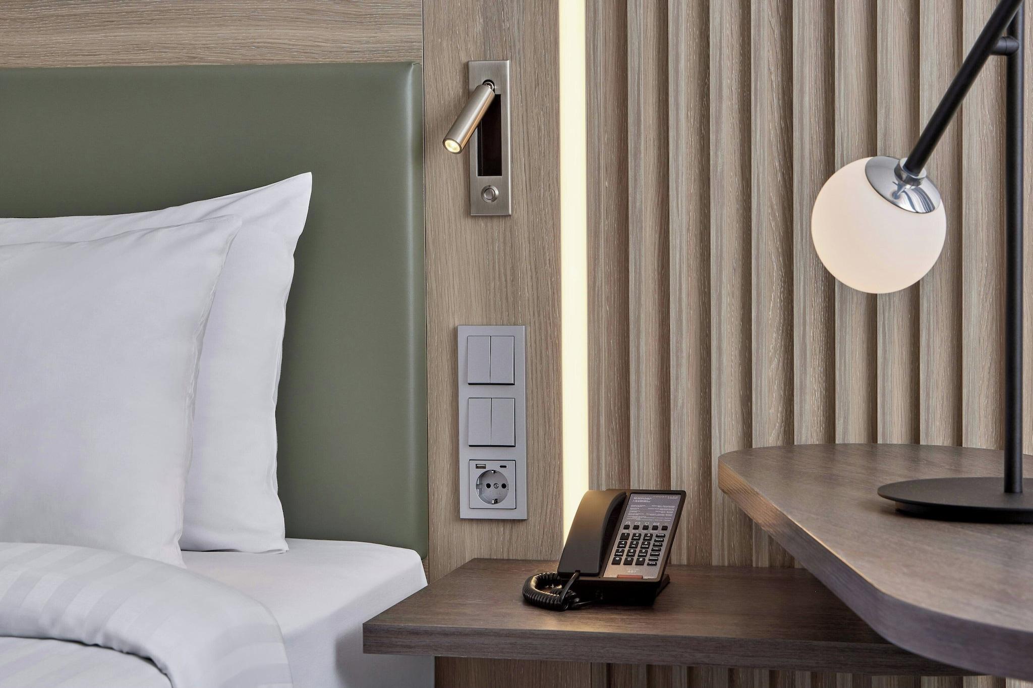 Double Superior King Bed