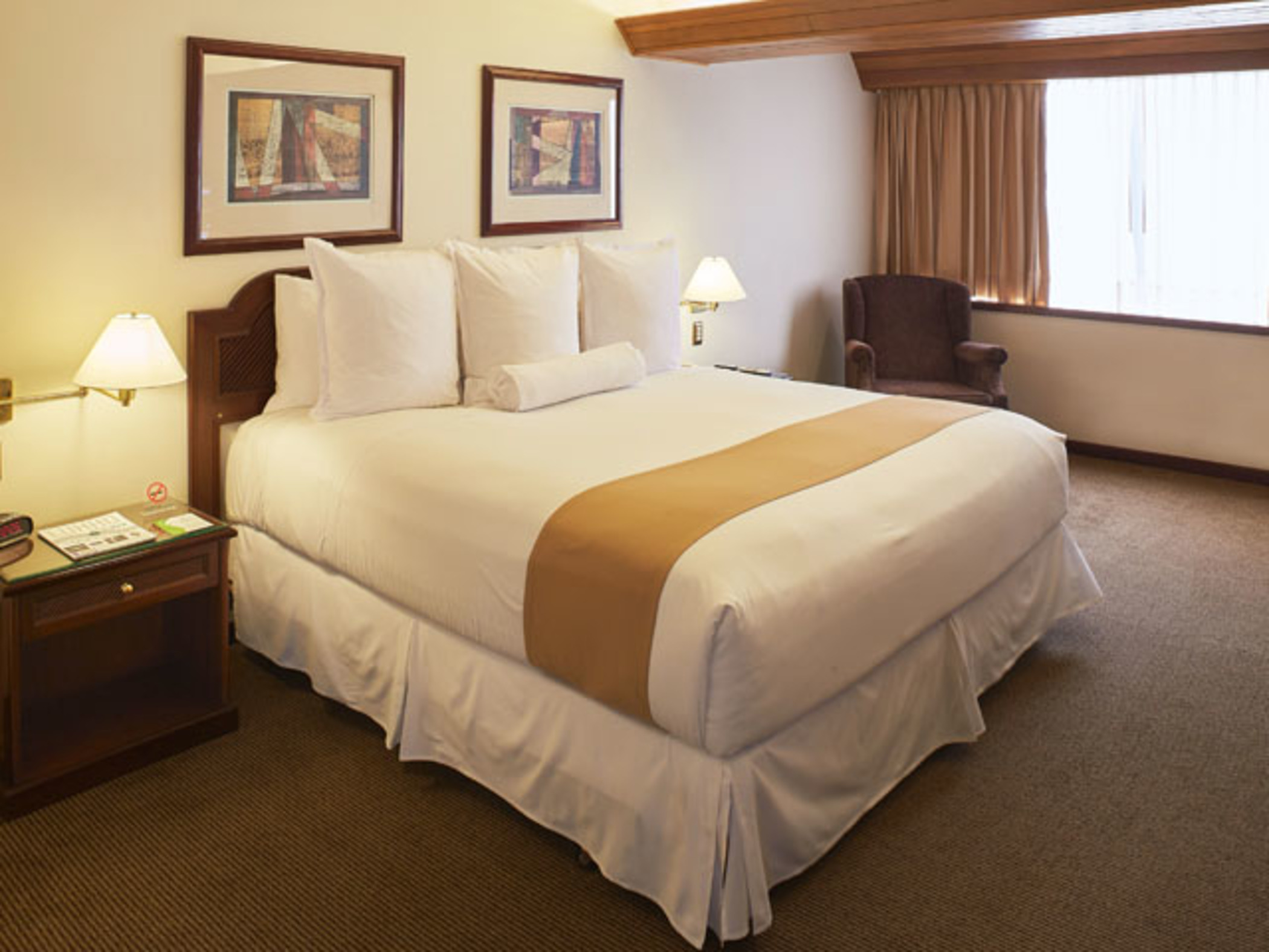 Junior Suite King Size Bed