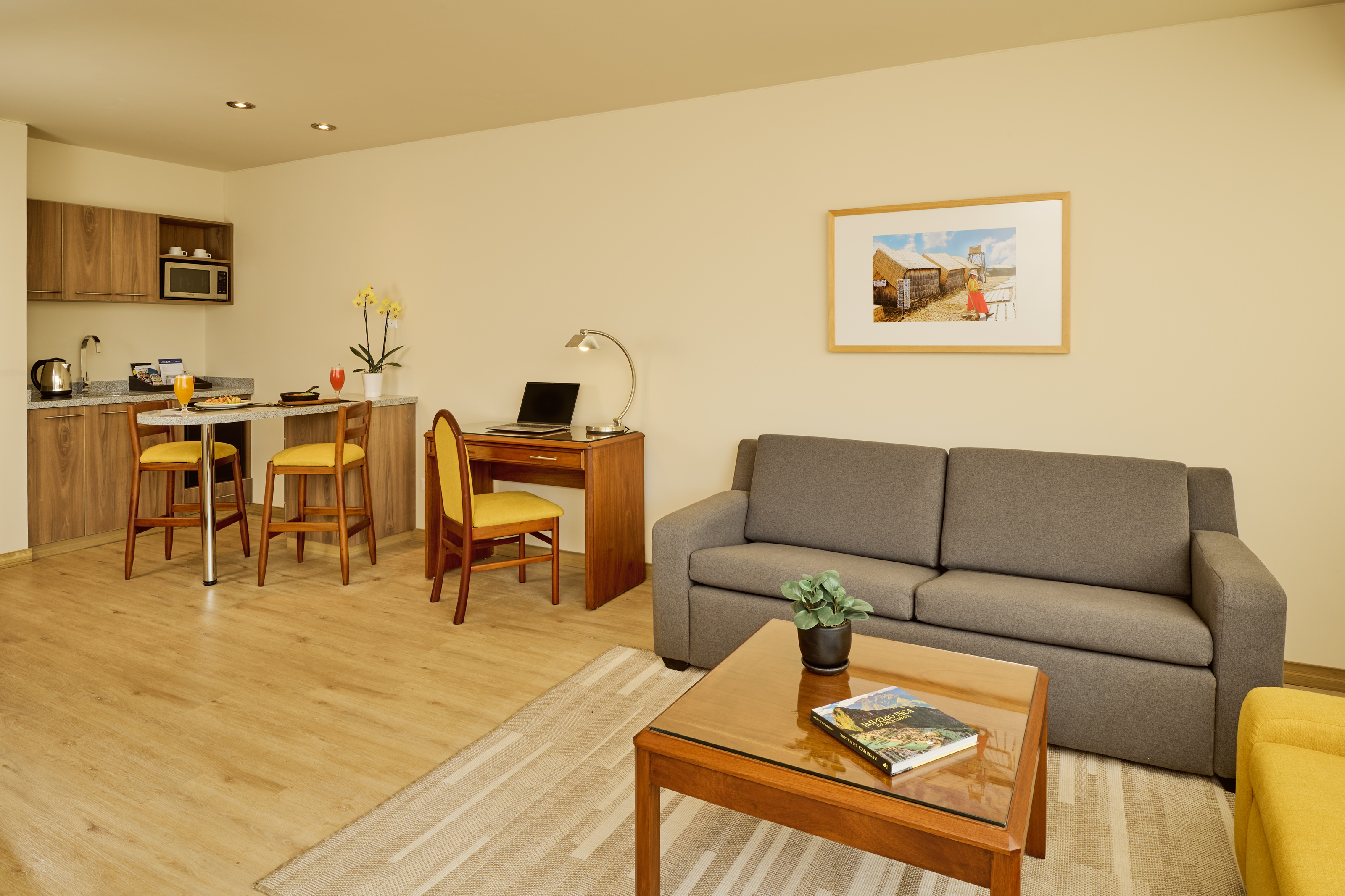 Suite Two Queen Beds