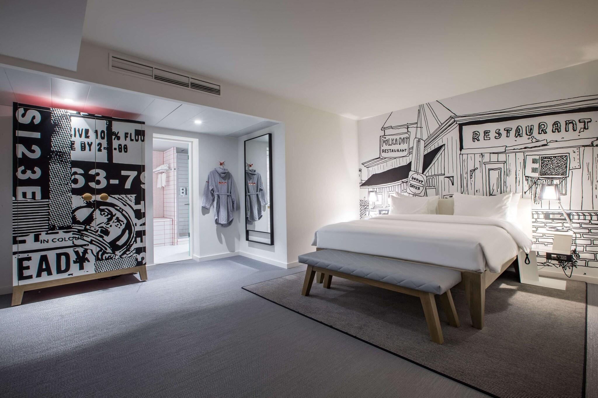 Suite King Bed One Bedroom 