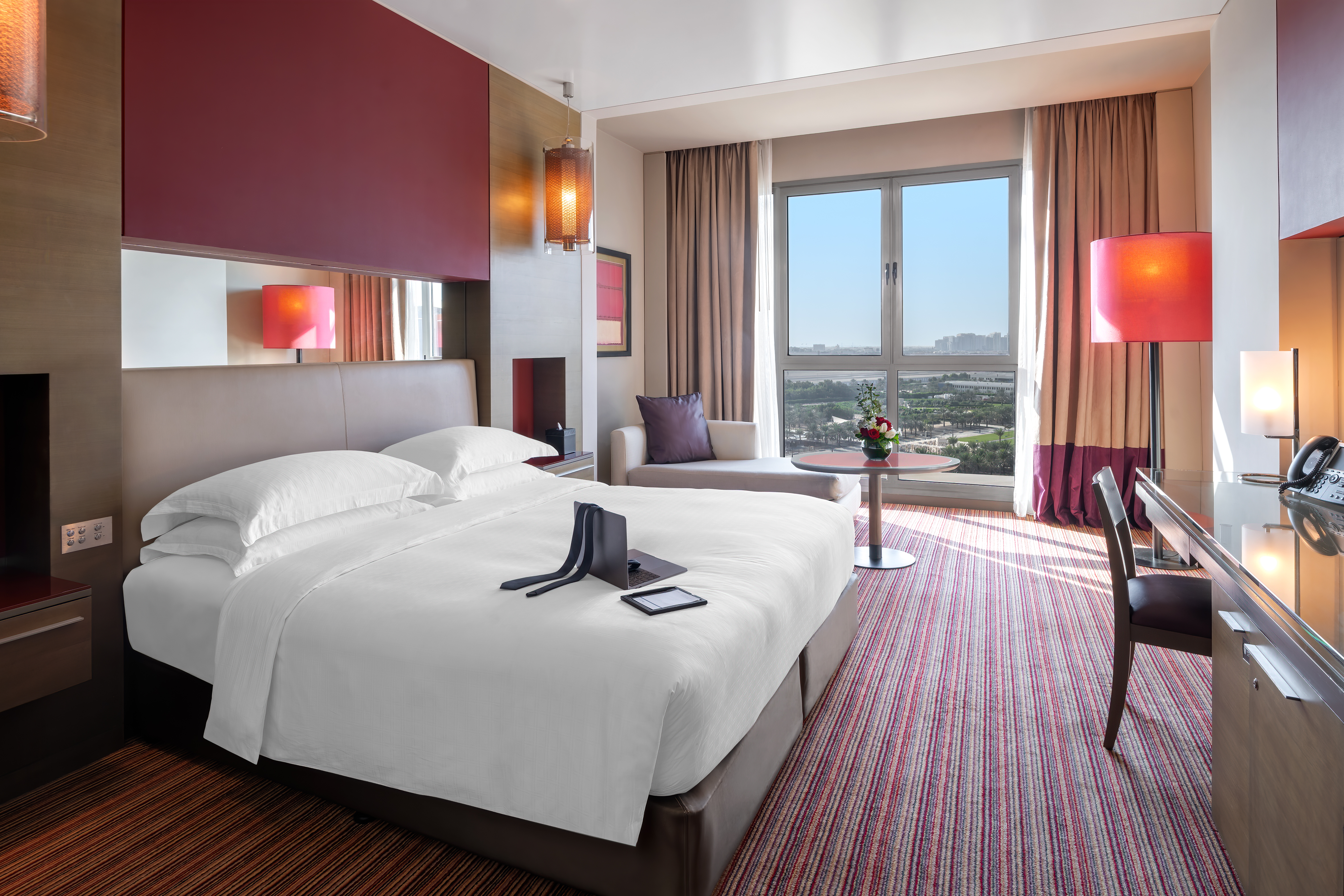 Double Garden View King Bed