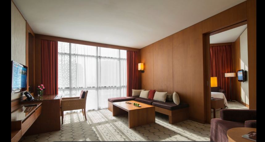 Suite Classic King Bed