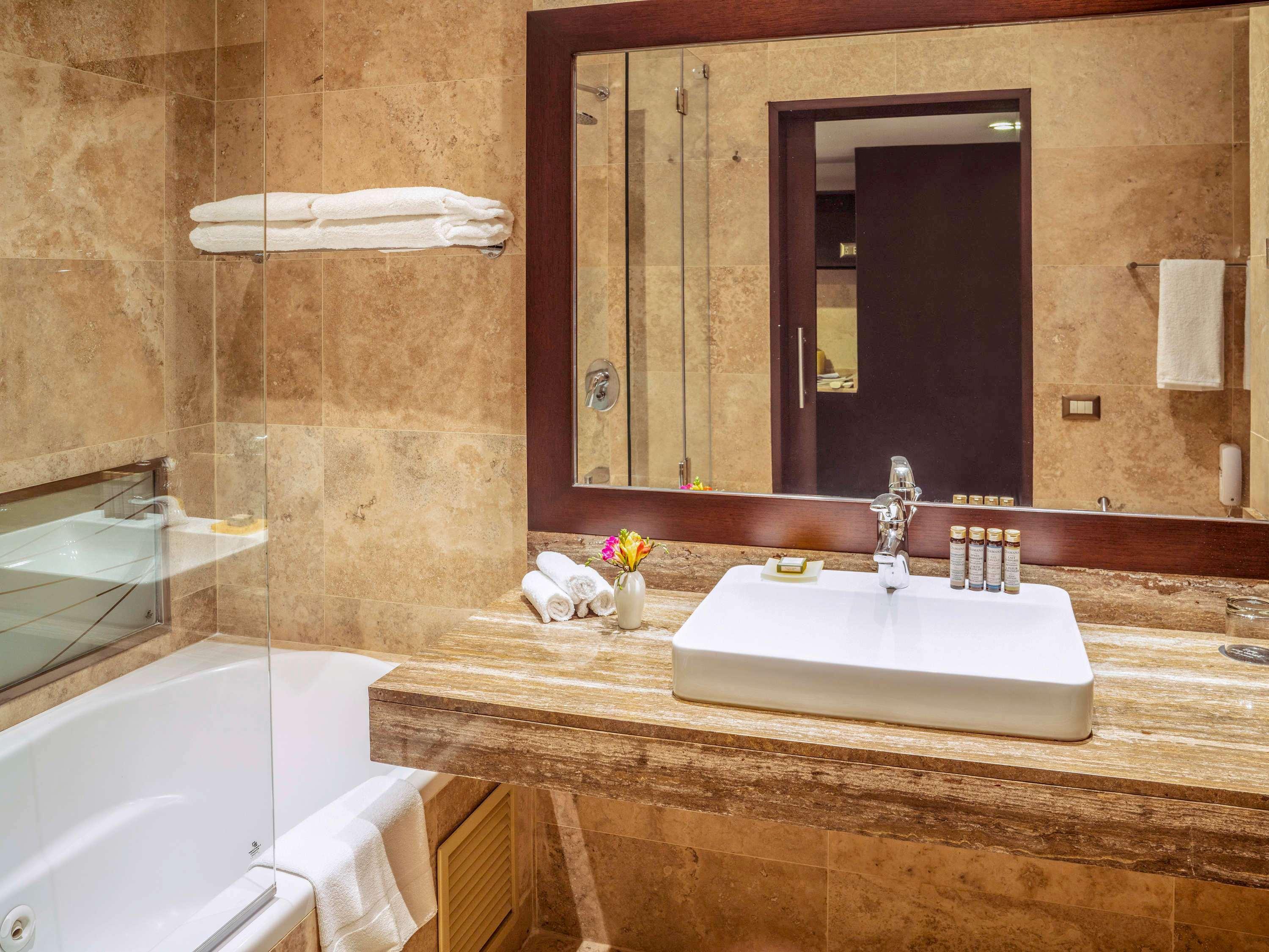 Double Superior King Bed