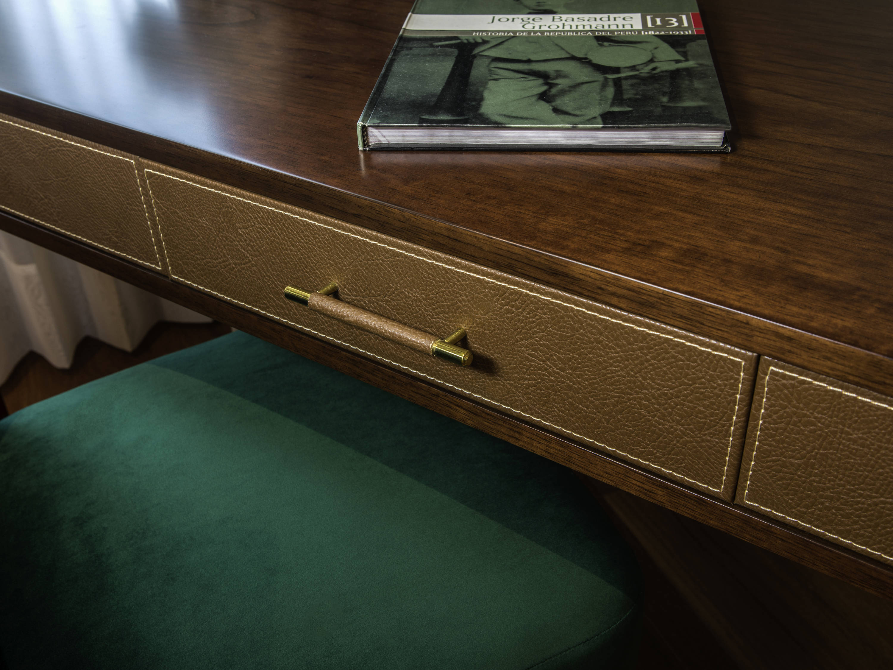 Double Deluxe King Bed