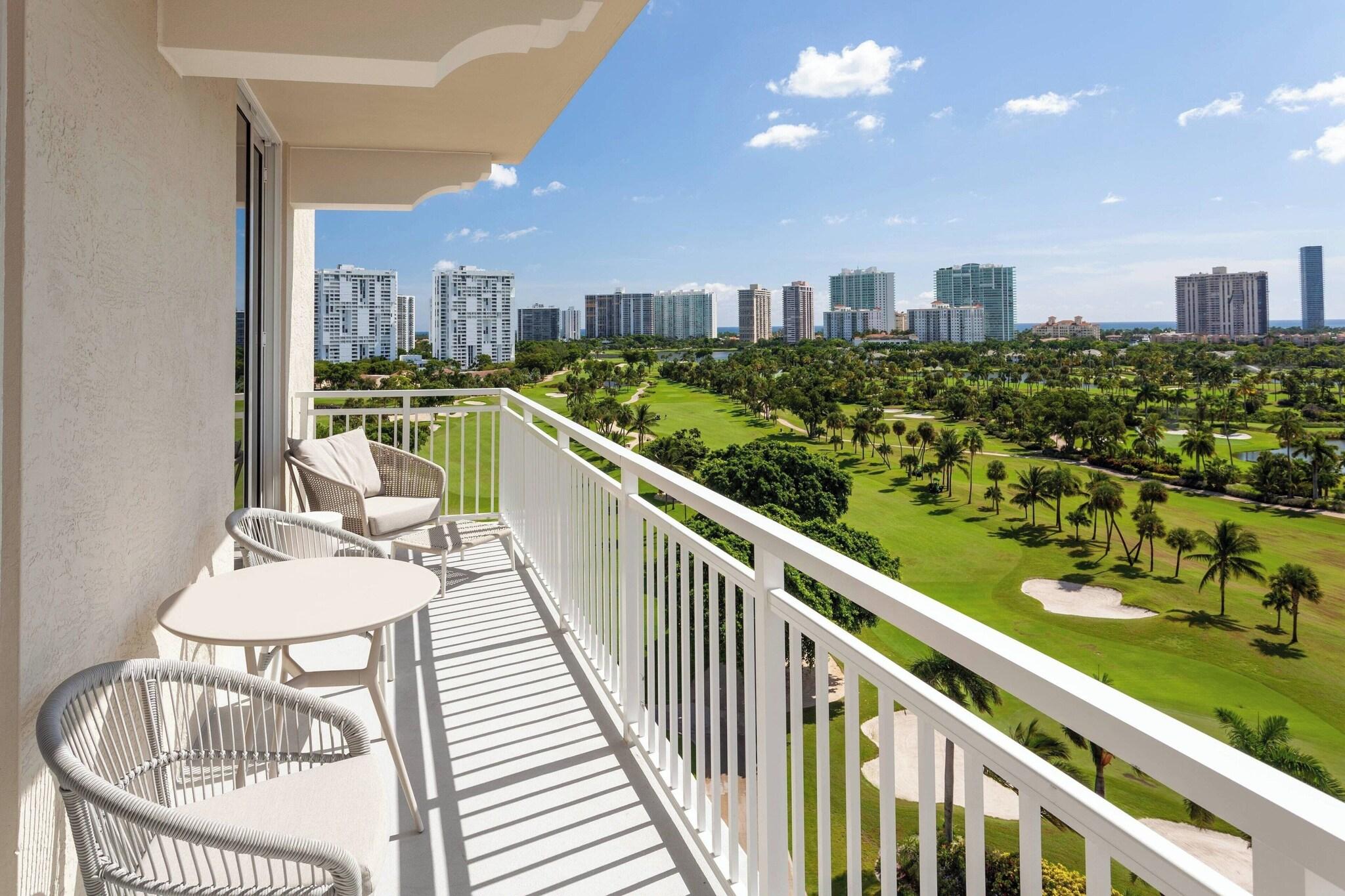 Quadruple Accessible with Views