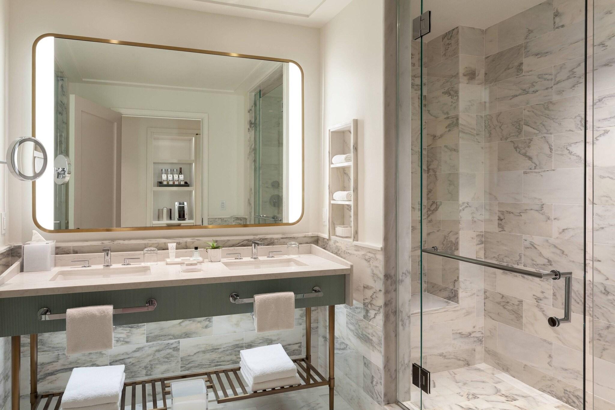 Double Ocean View King Bed