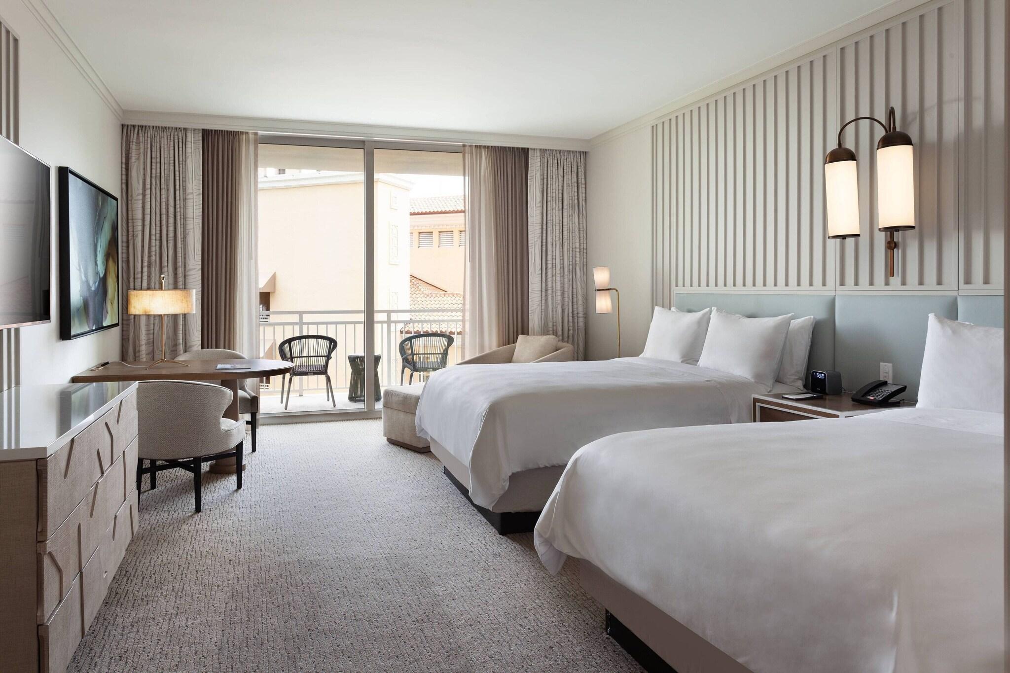 Quadruple Ocean View Two Queen Beds