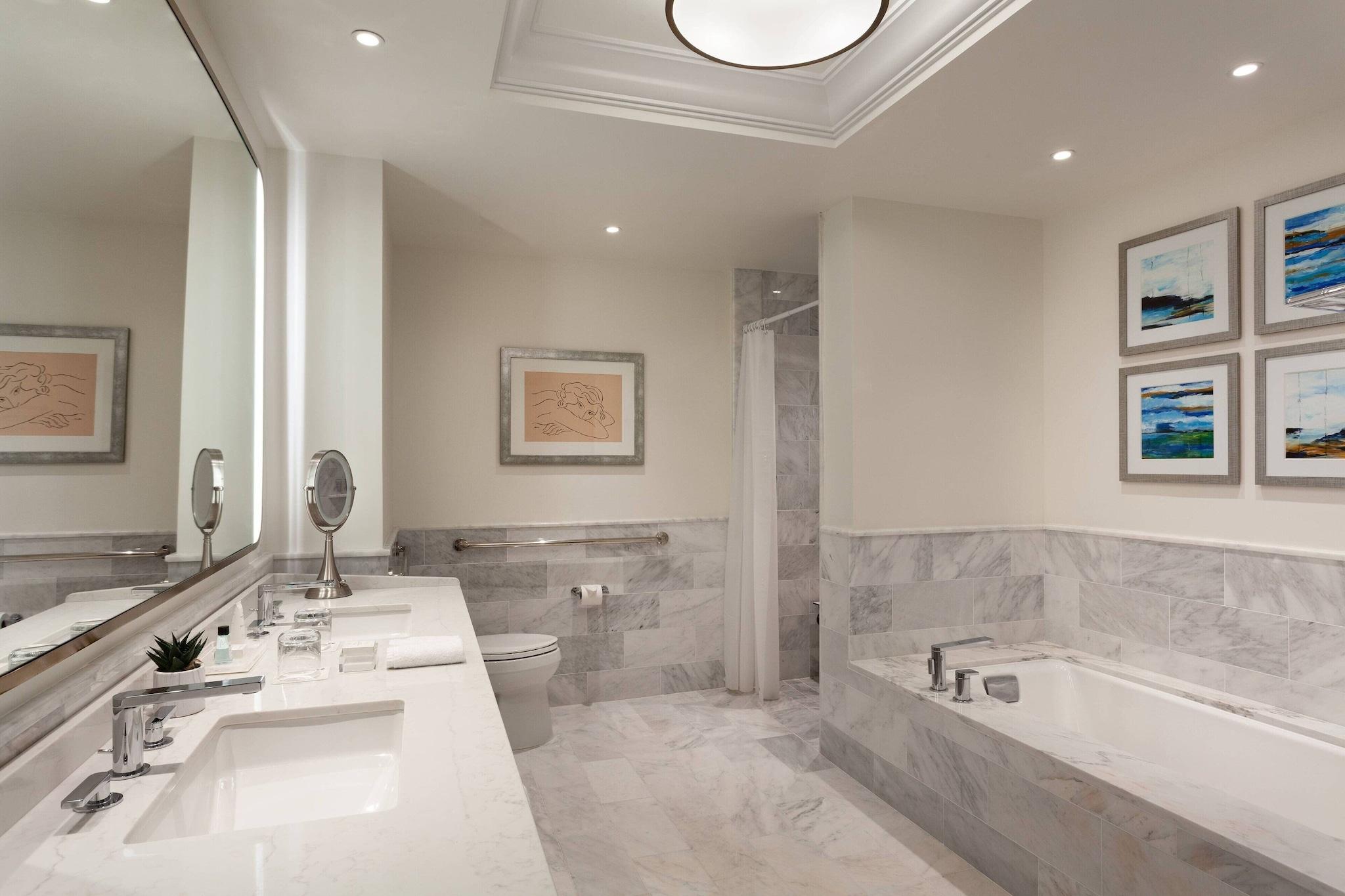 Junior Suite King Size Bed