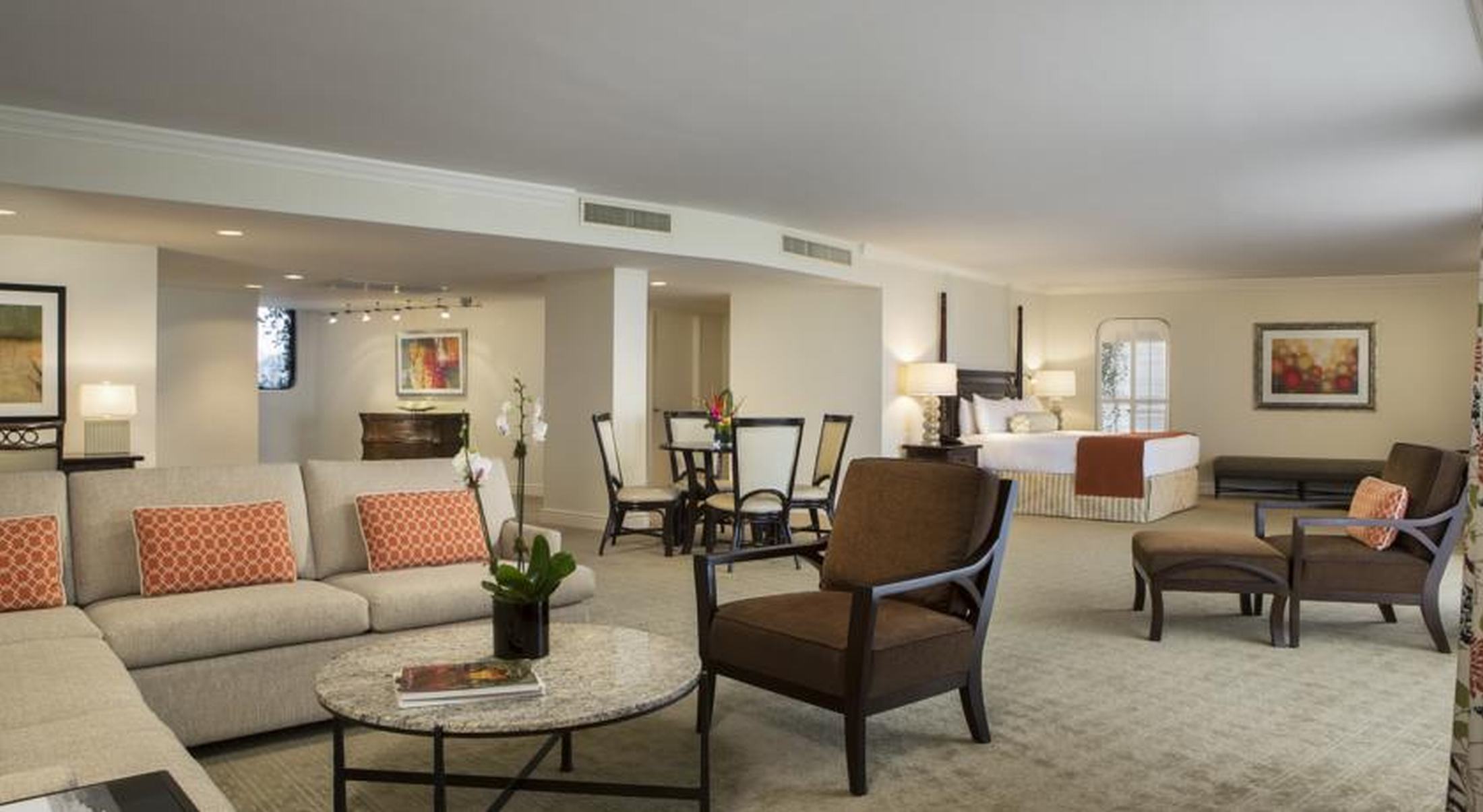 Junior Suite King Size Bed