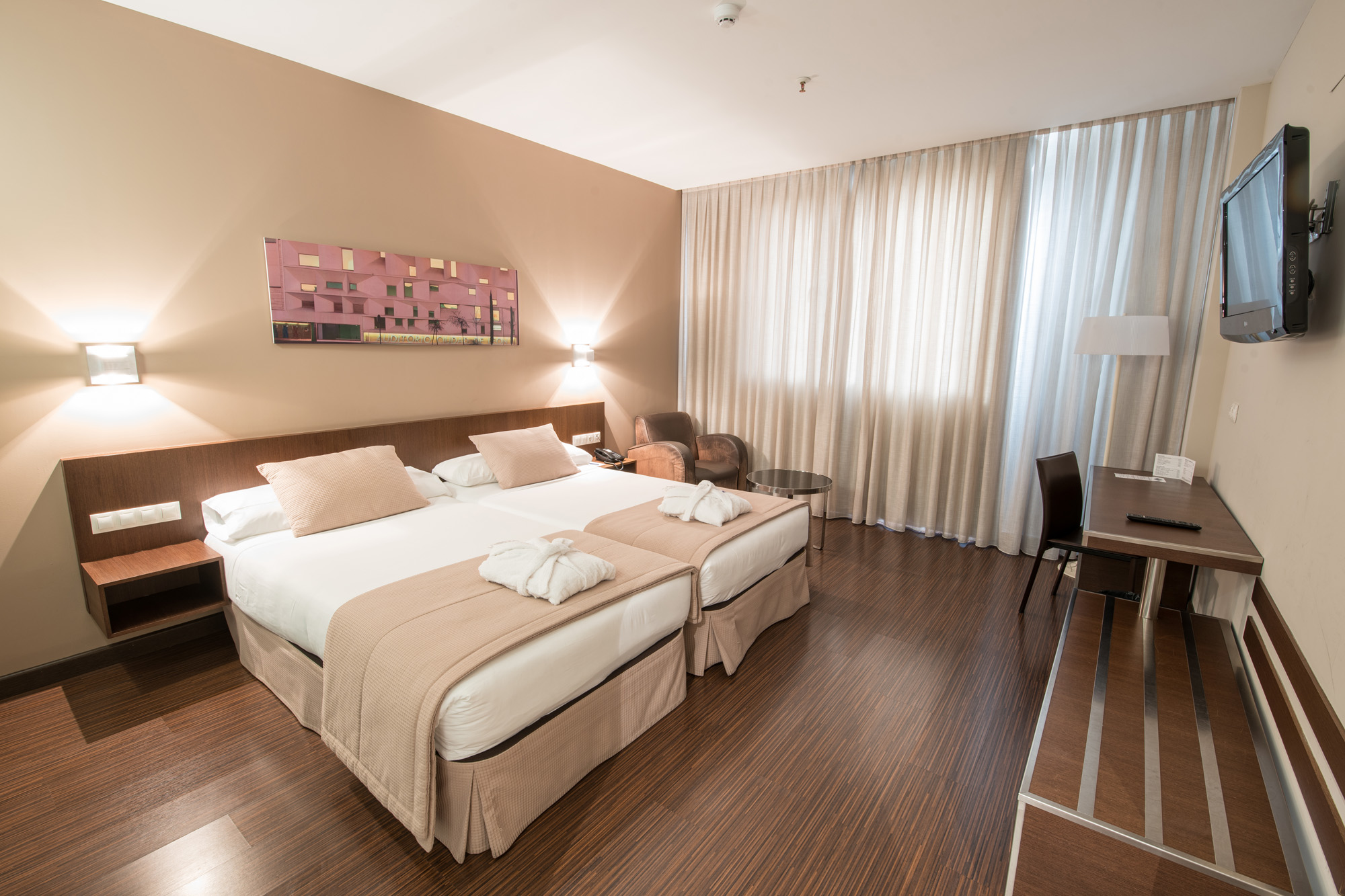 Double or Twin Standard