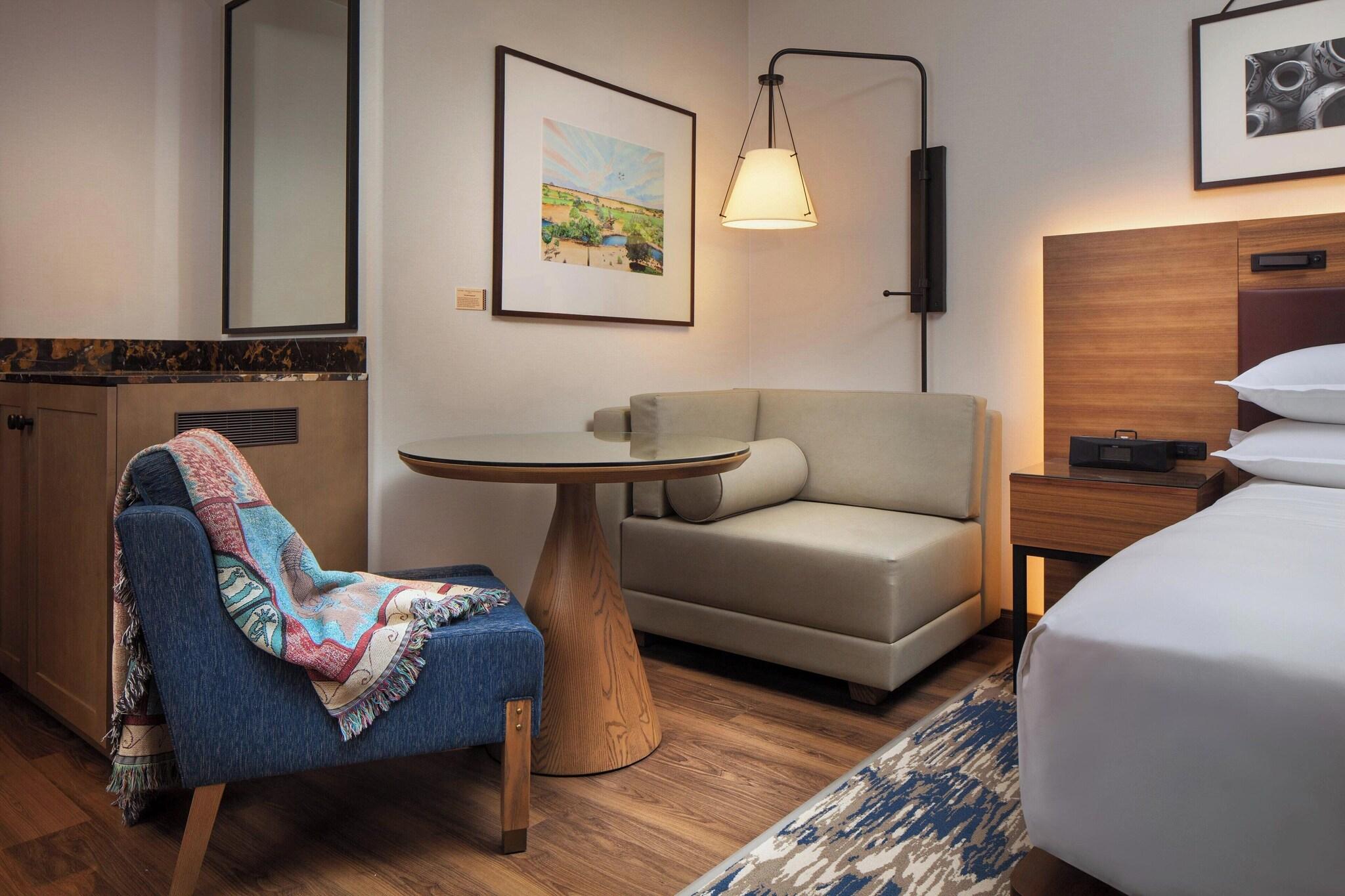 Double Deluxe Two Queen Beds