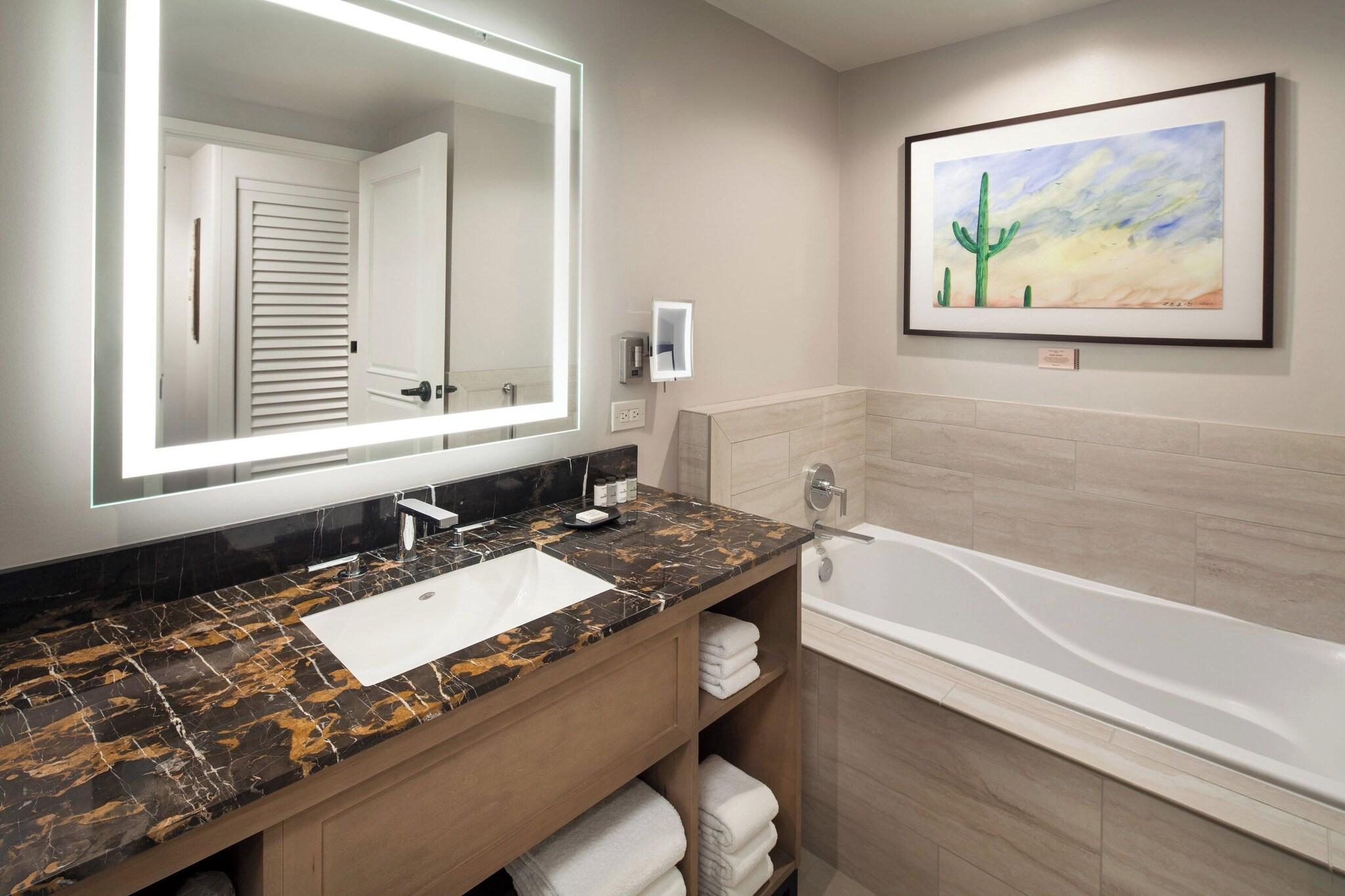 Double Deluxe King Bed