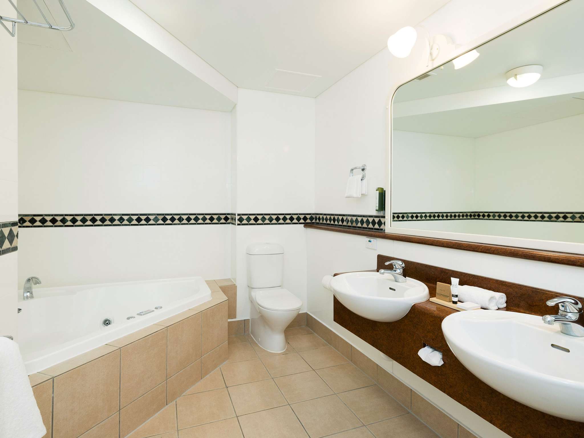 Junior Suite Executive King Bed