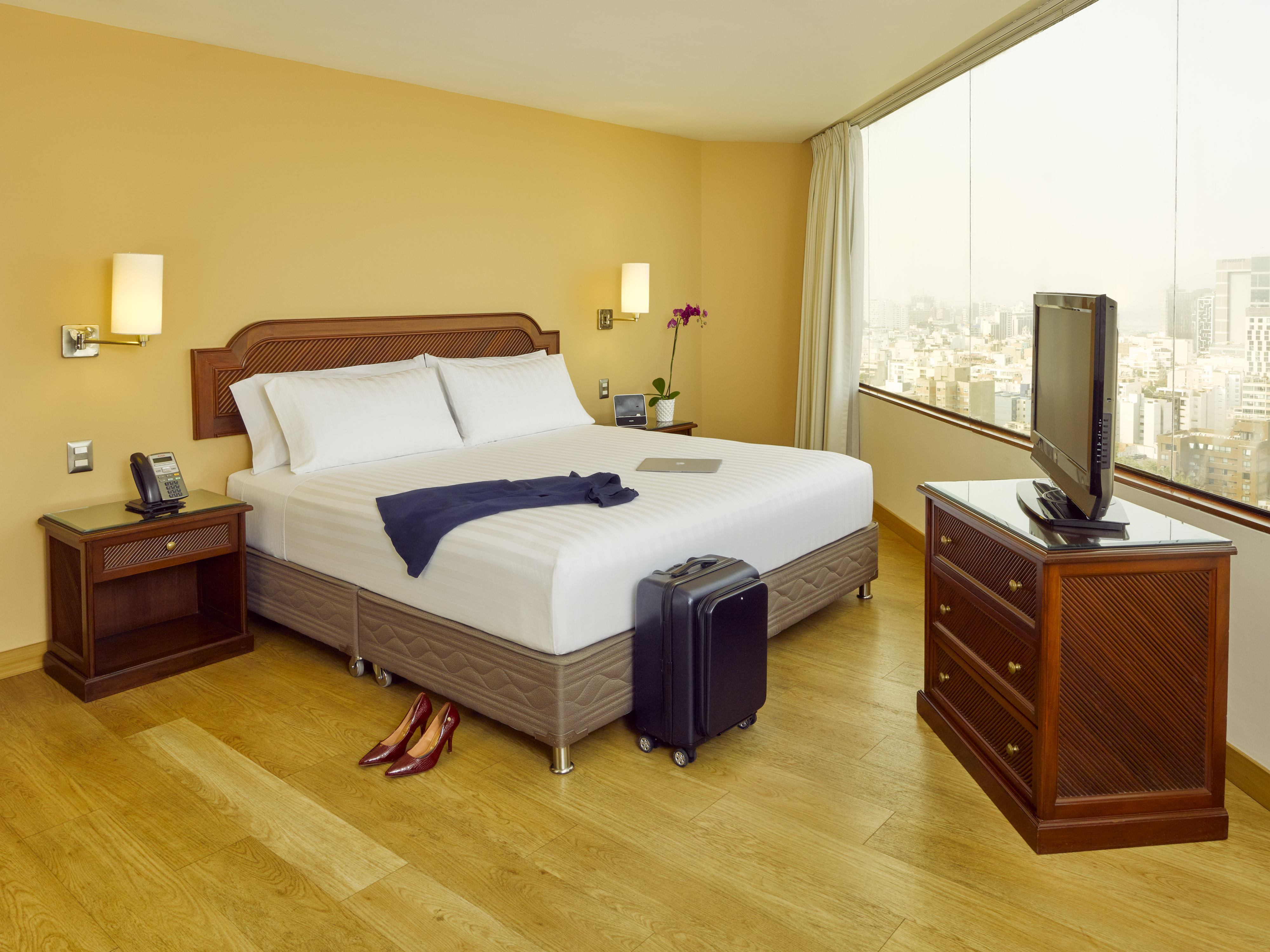 Double Superior King Bed