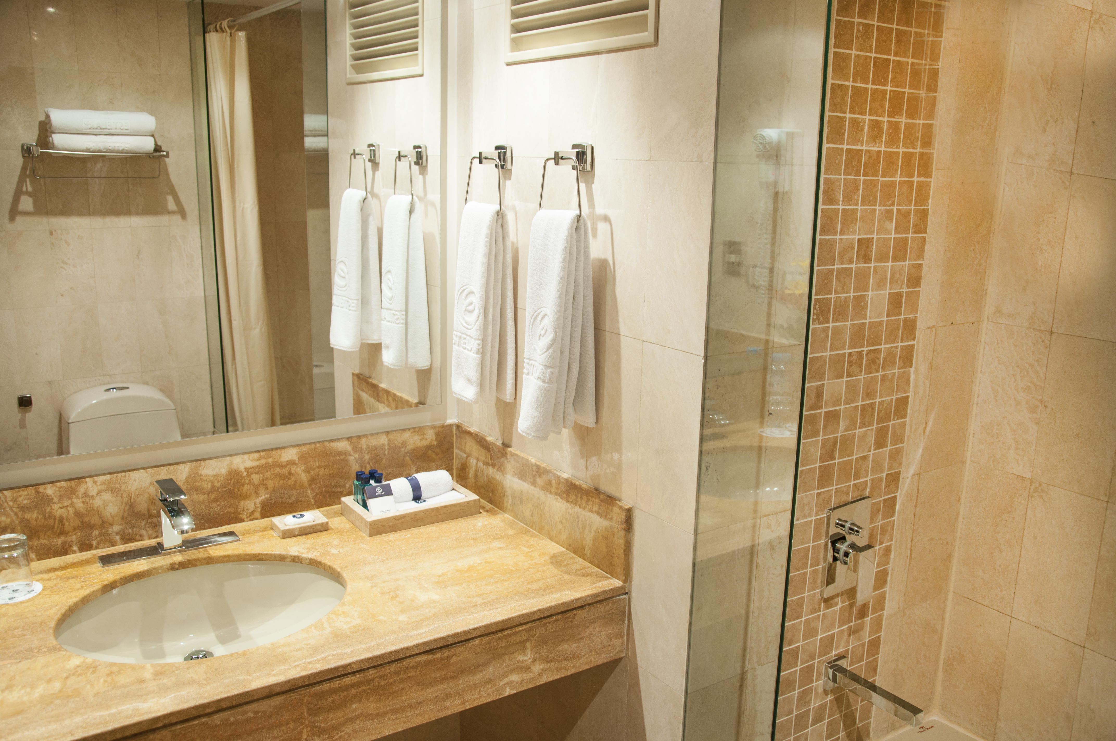 Double Queen Size Bed