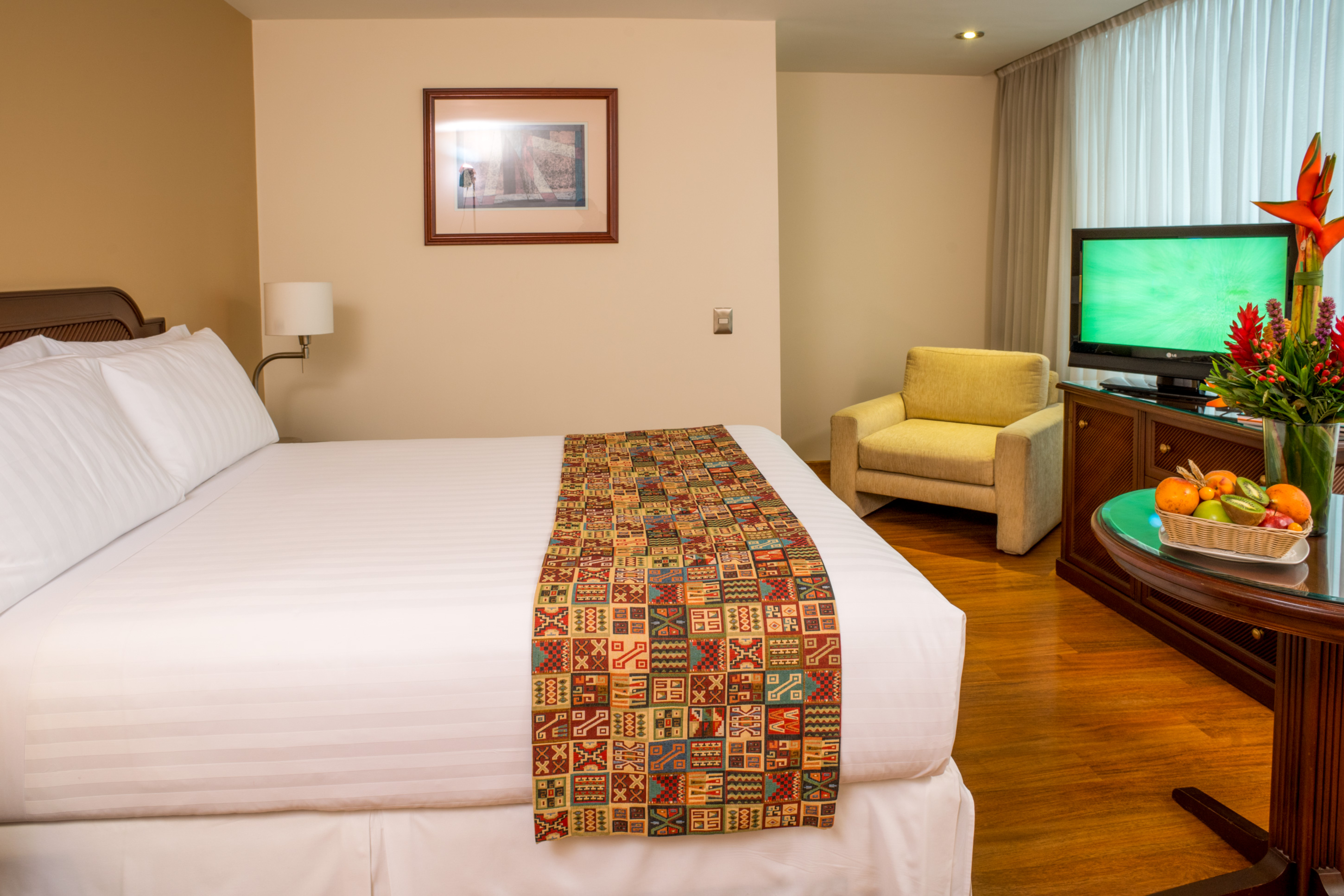 Double Queen Size Bed