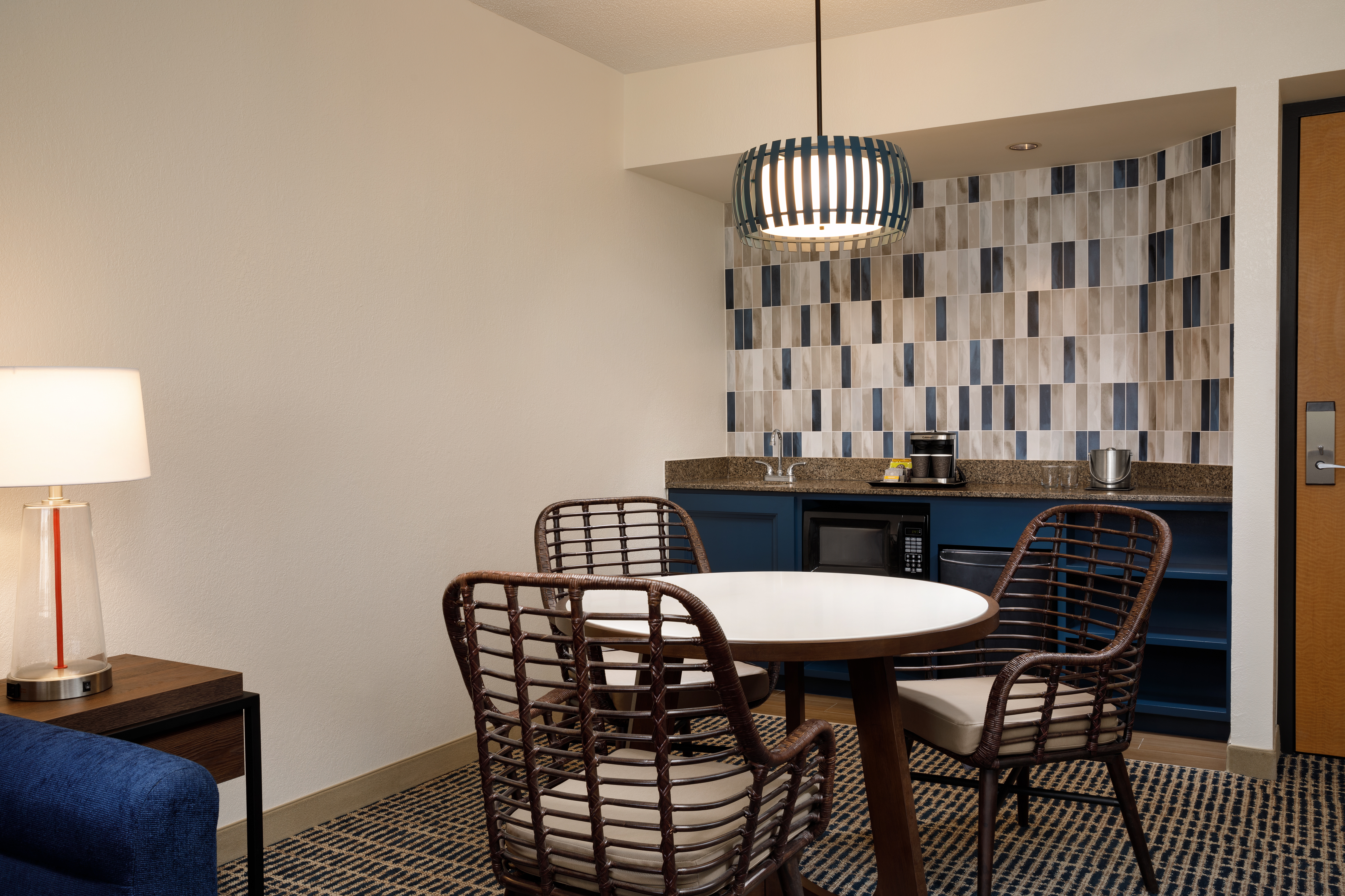 Suite Two Queen Beds One Bedroom