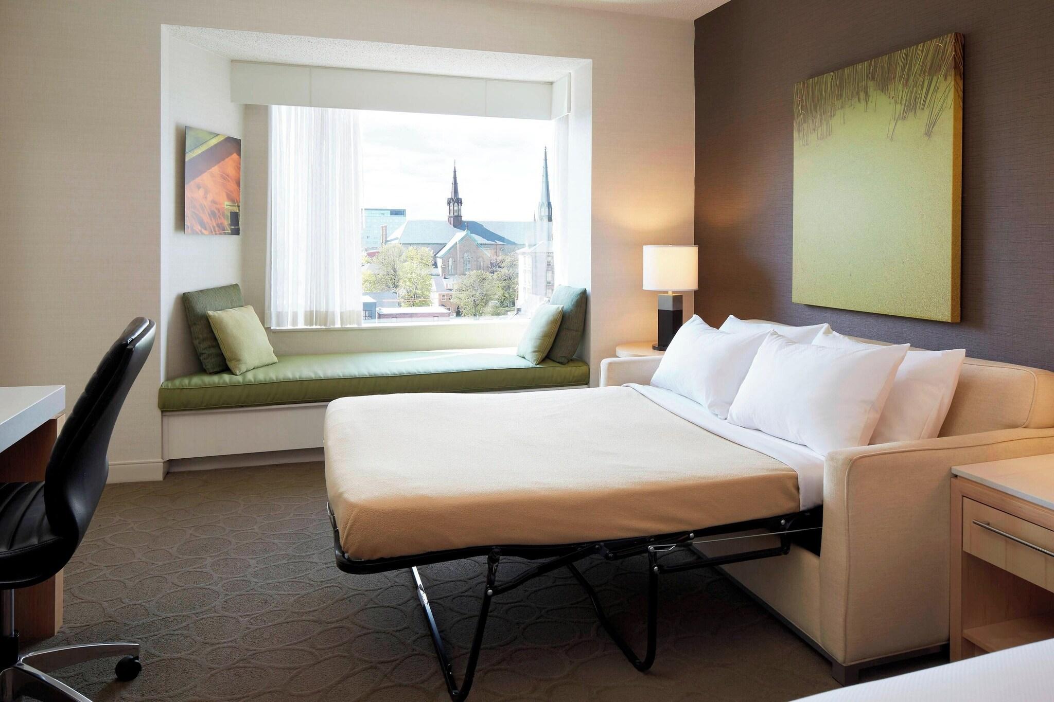 Studio King Size Bed