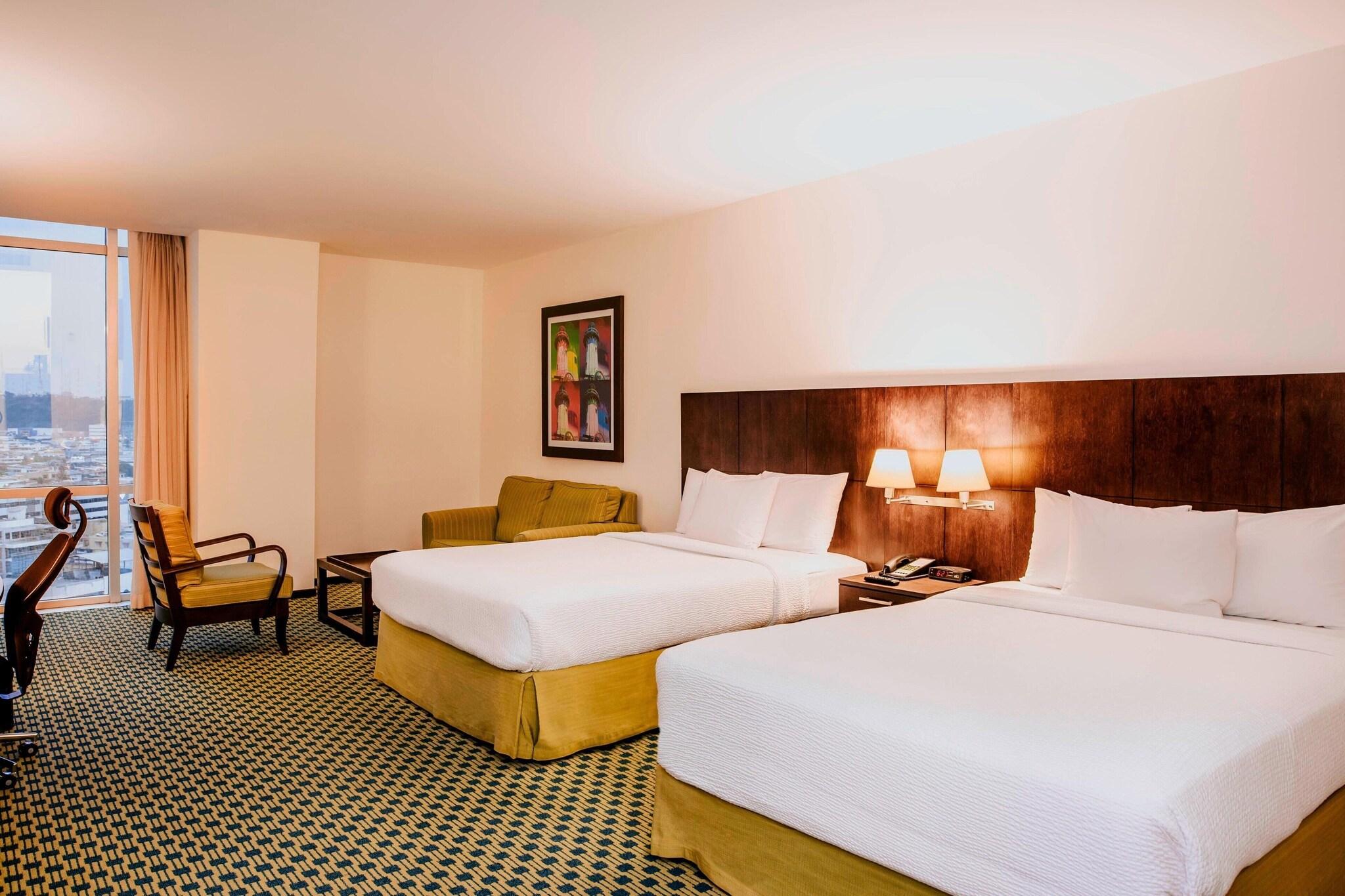 Quadruple Two Queen Beds with Views