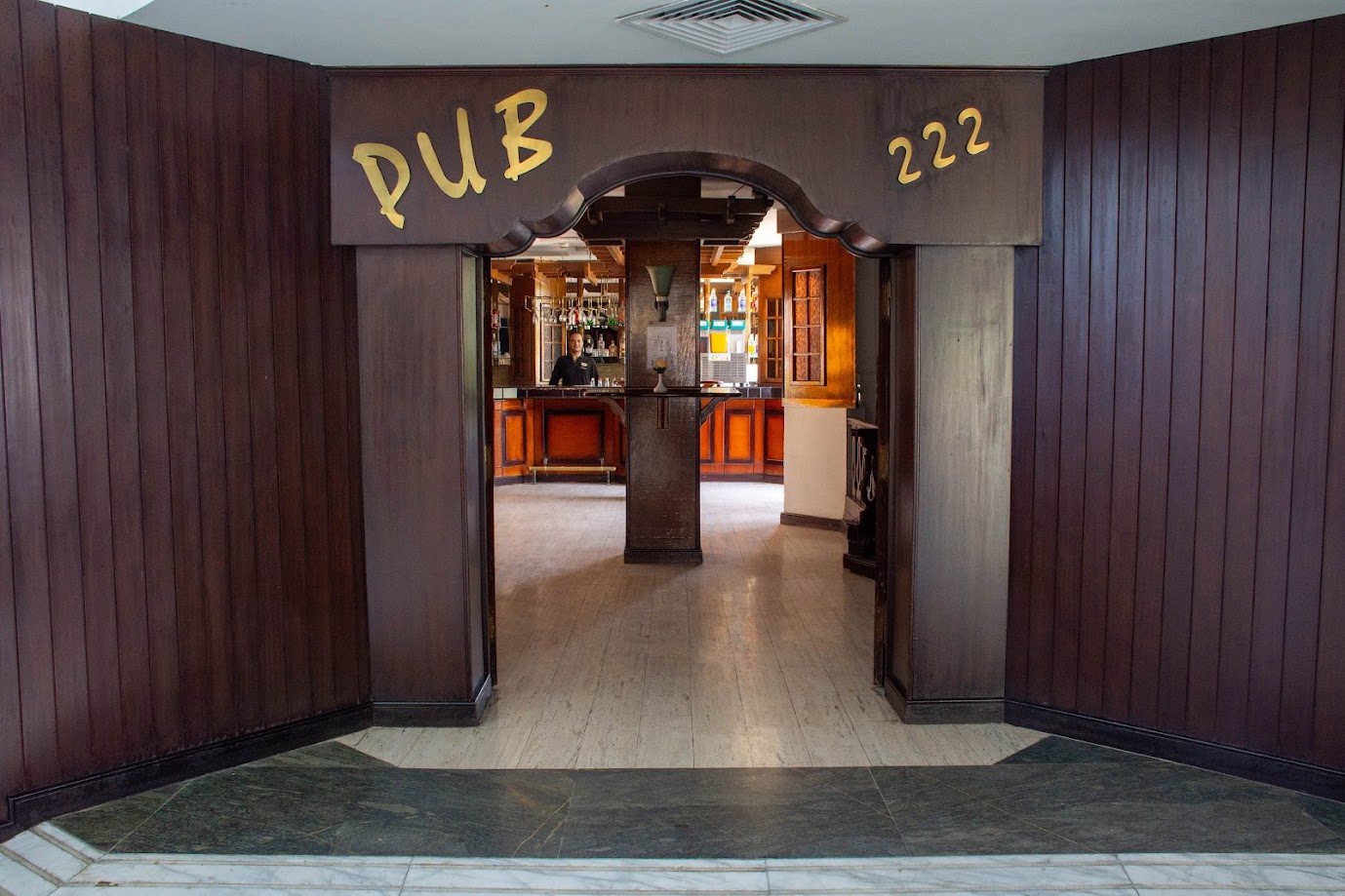 Bar