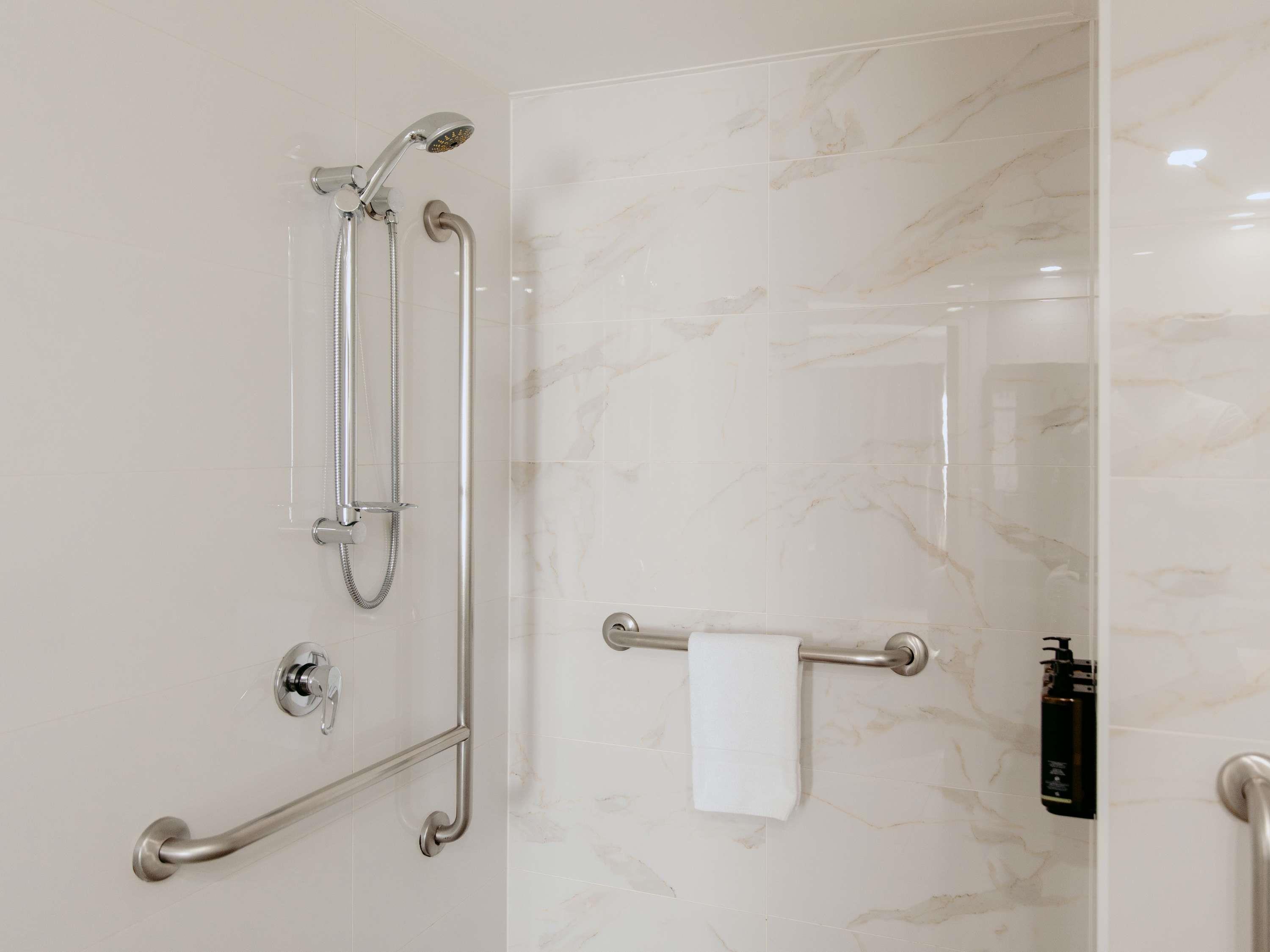 Double Accessible King Size Bed