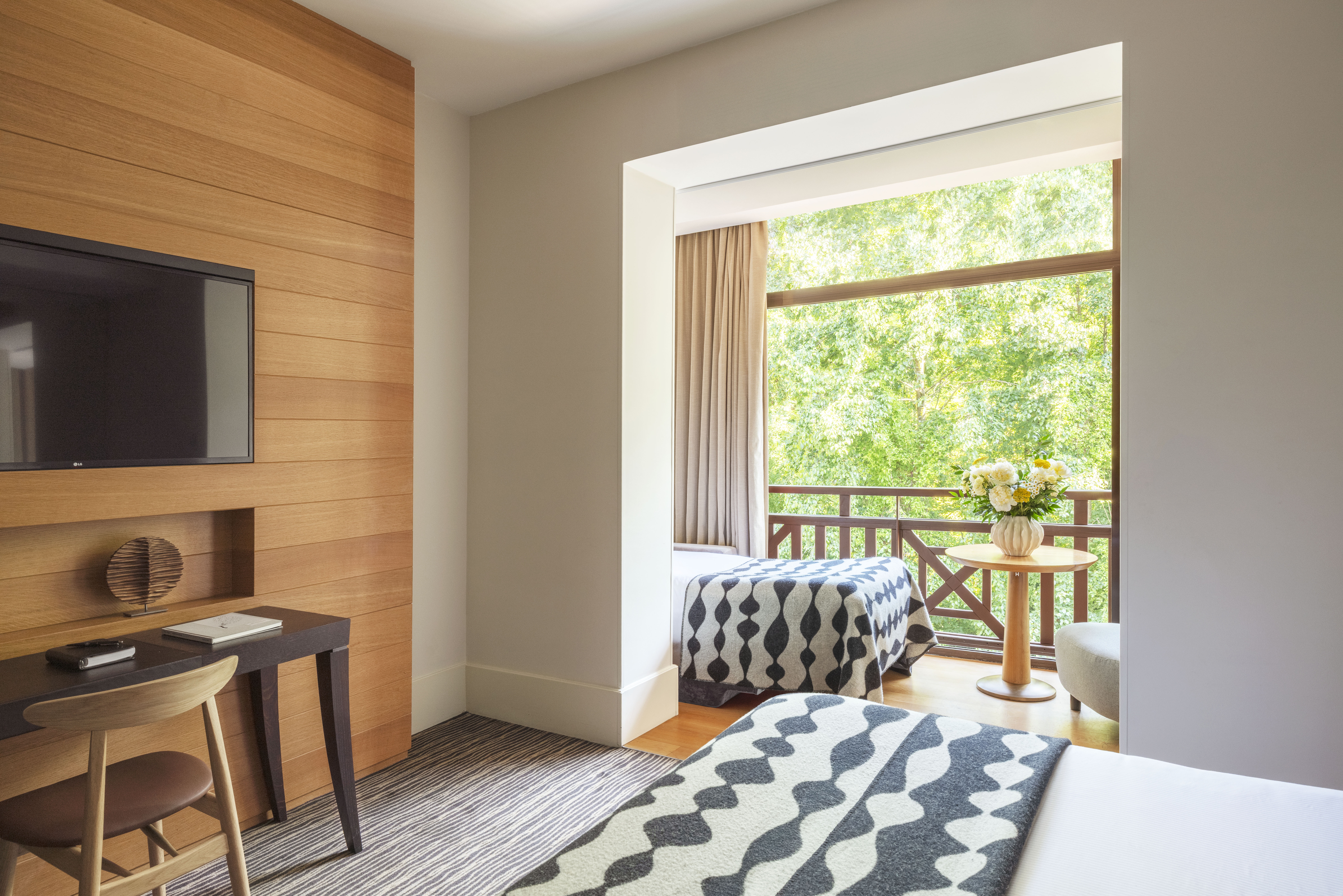 Double or Twin Deluxe