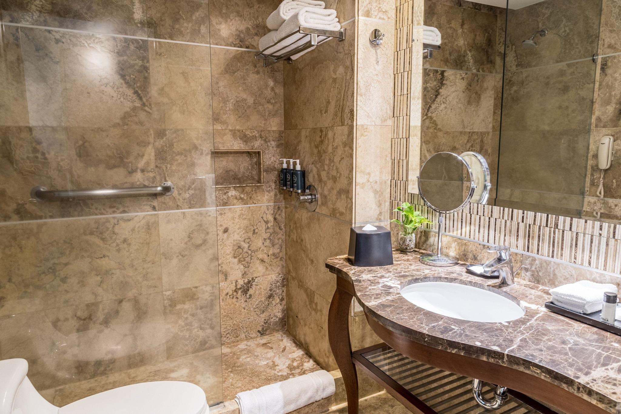 Double Classic King Bed