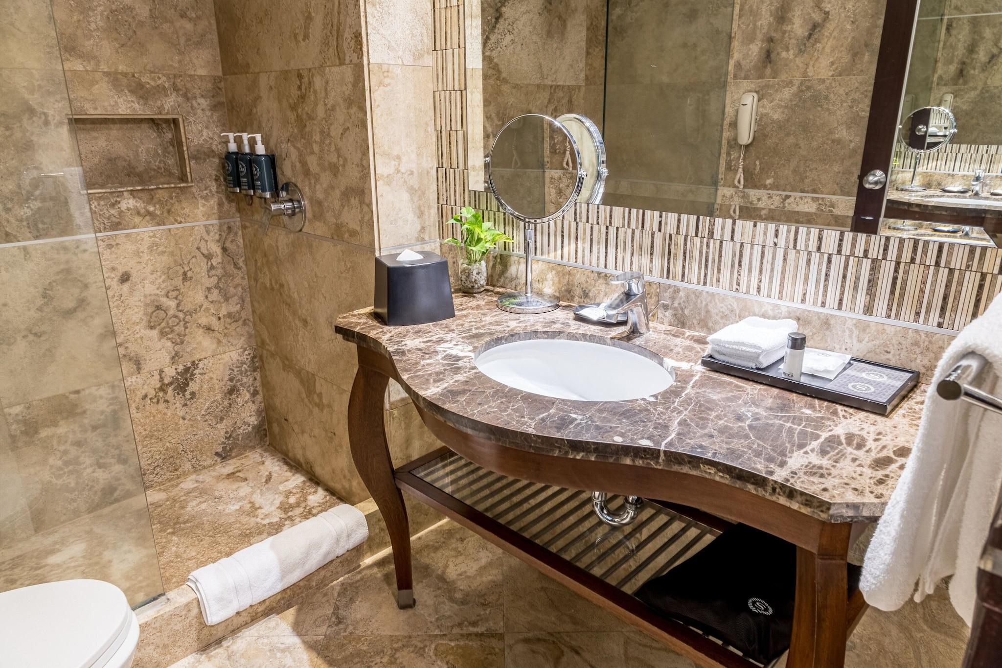 Double Classic King Bed