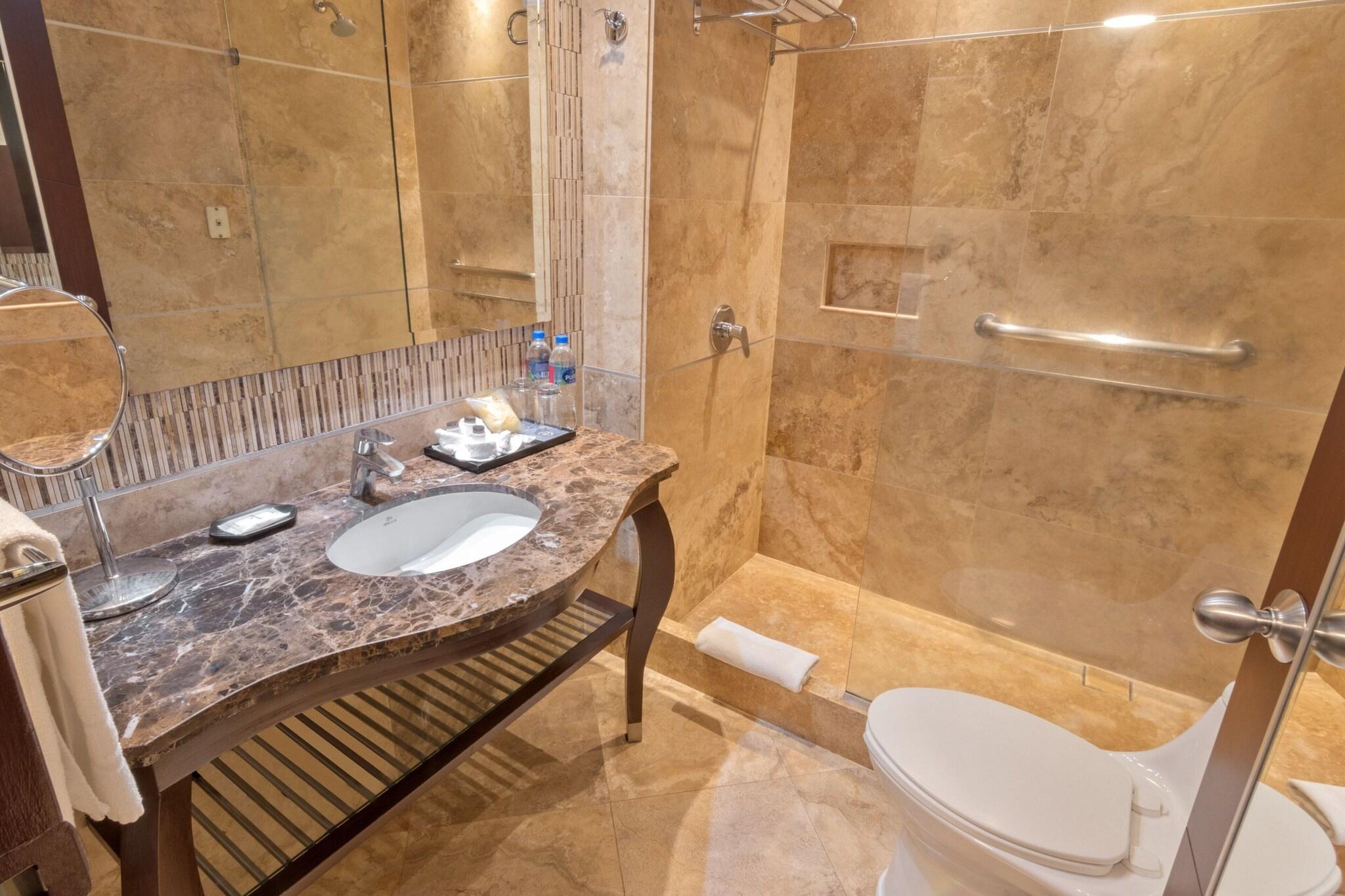 Double Club City View