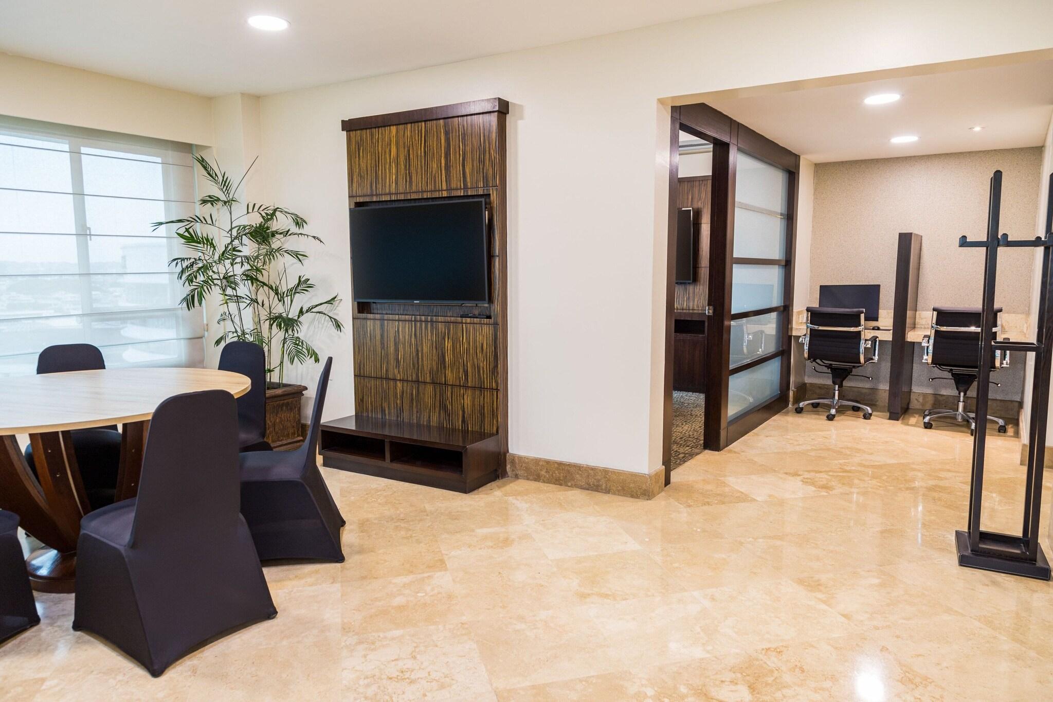 Double Club King Bed