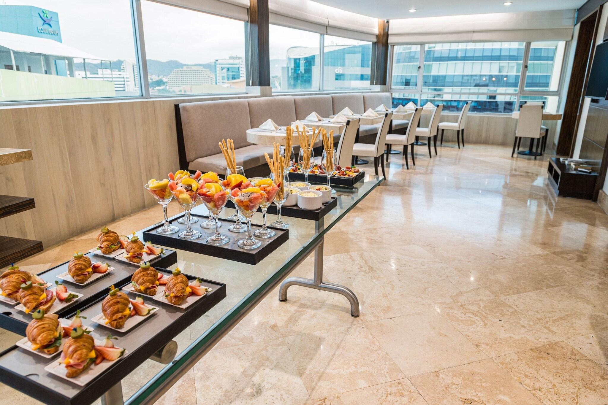 Double Club City View