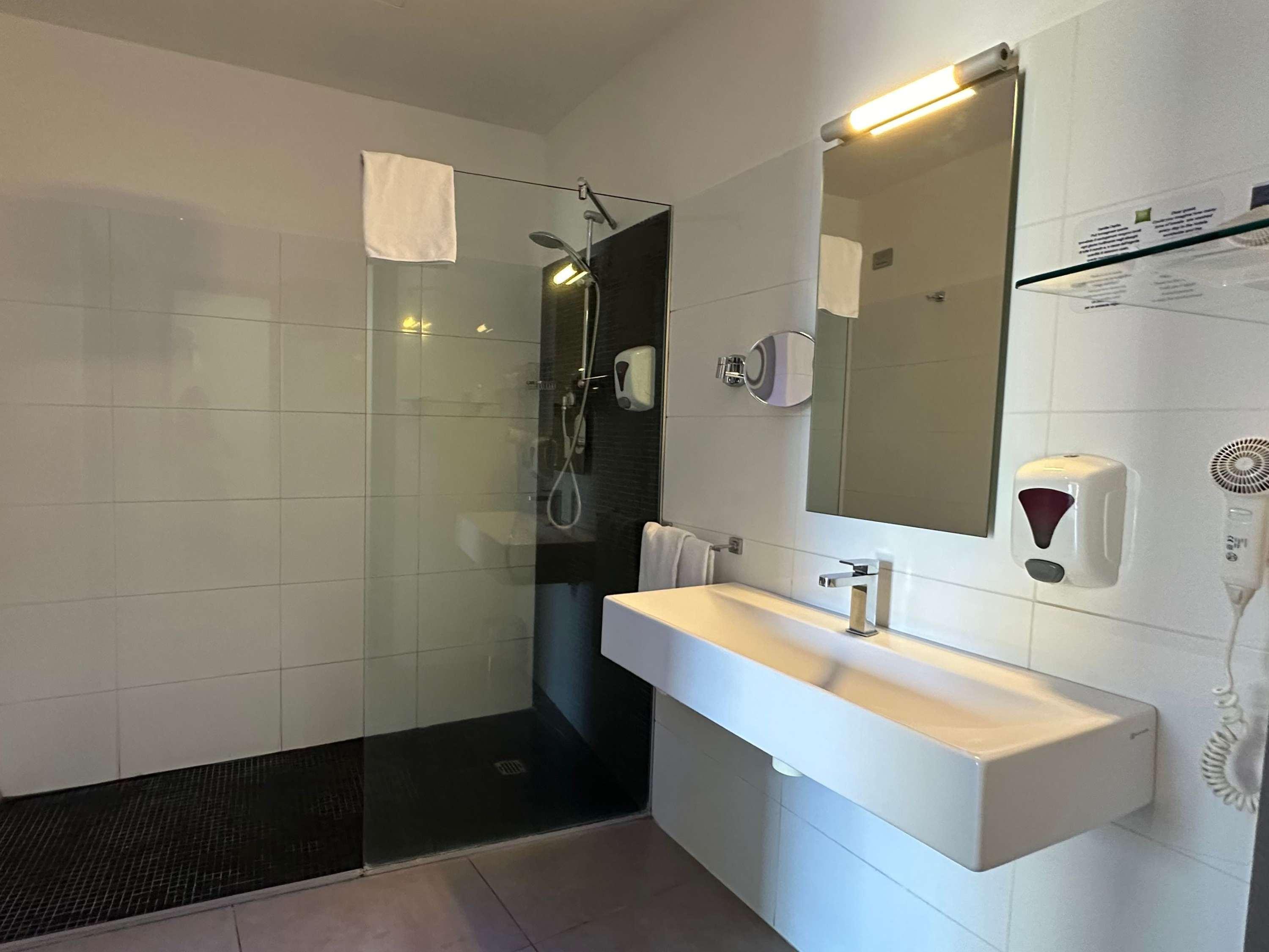 Double Classic Two Queen Beds