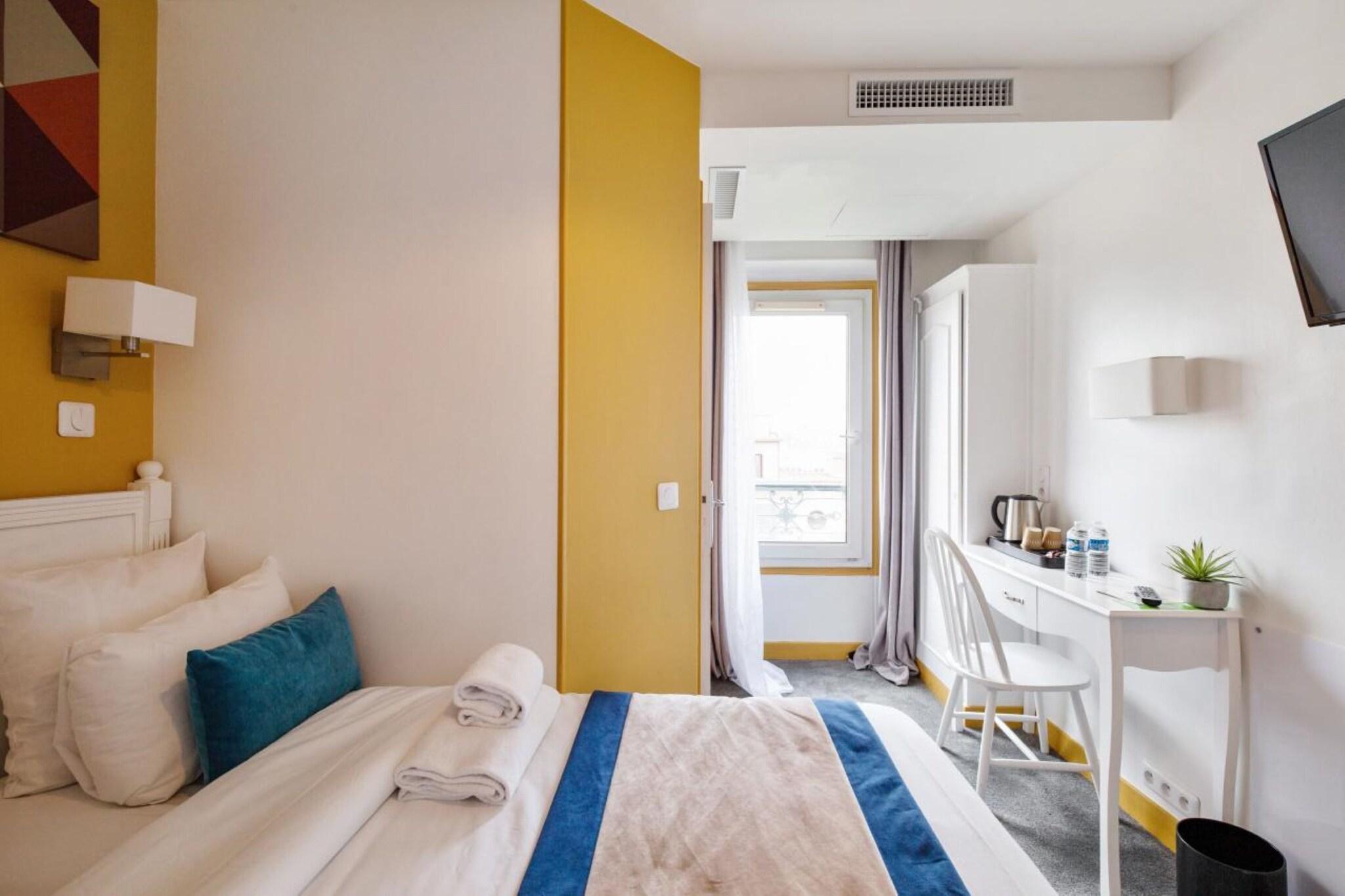 Double Single with Double Bed