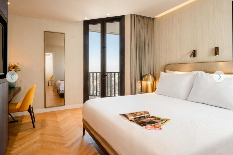 Double Deluxe One Bed