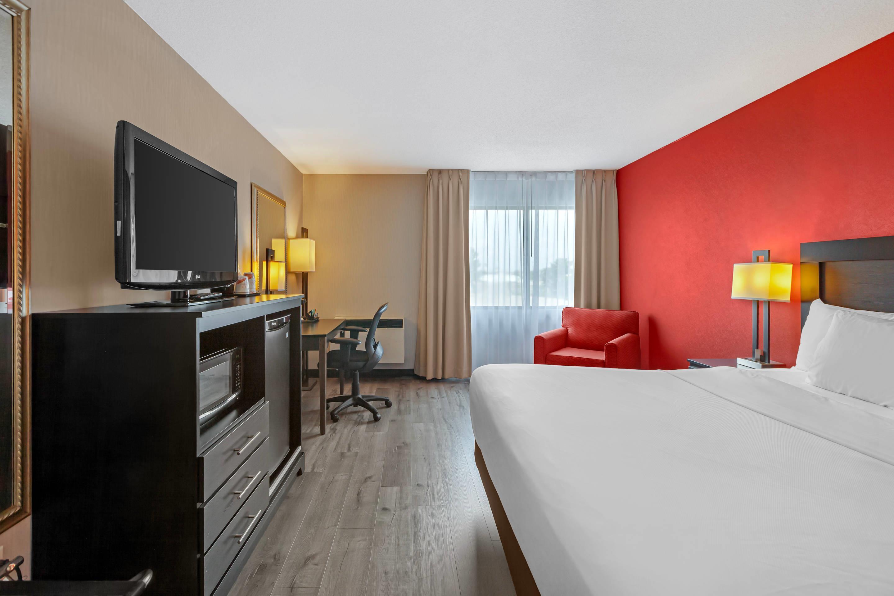 Double King Bed Non Smoking