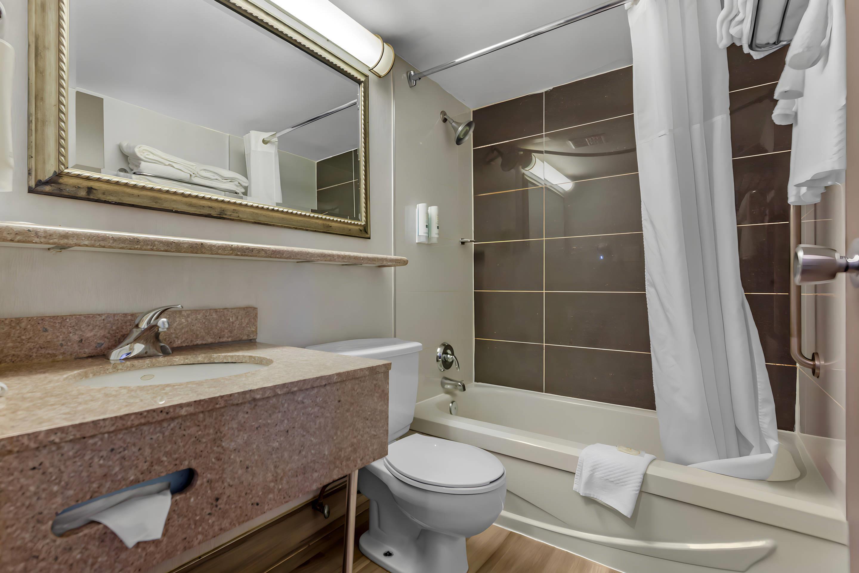 Quadruple Two Queen Beds