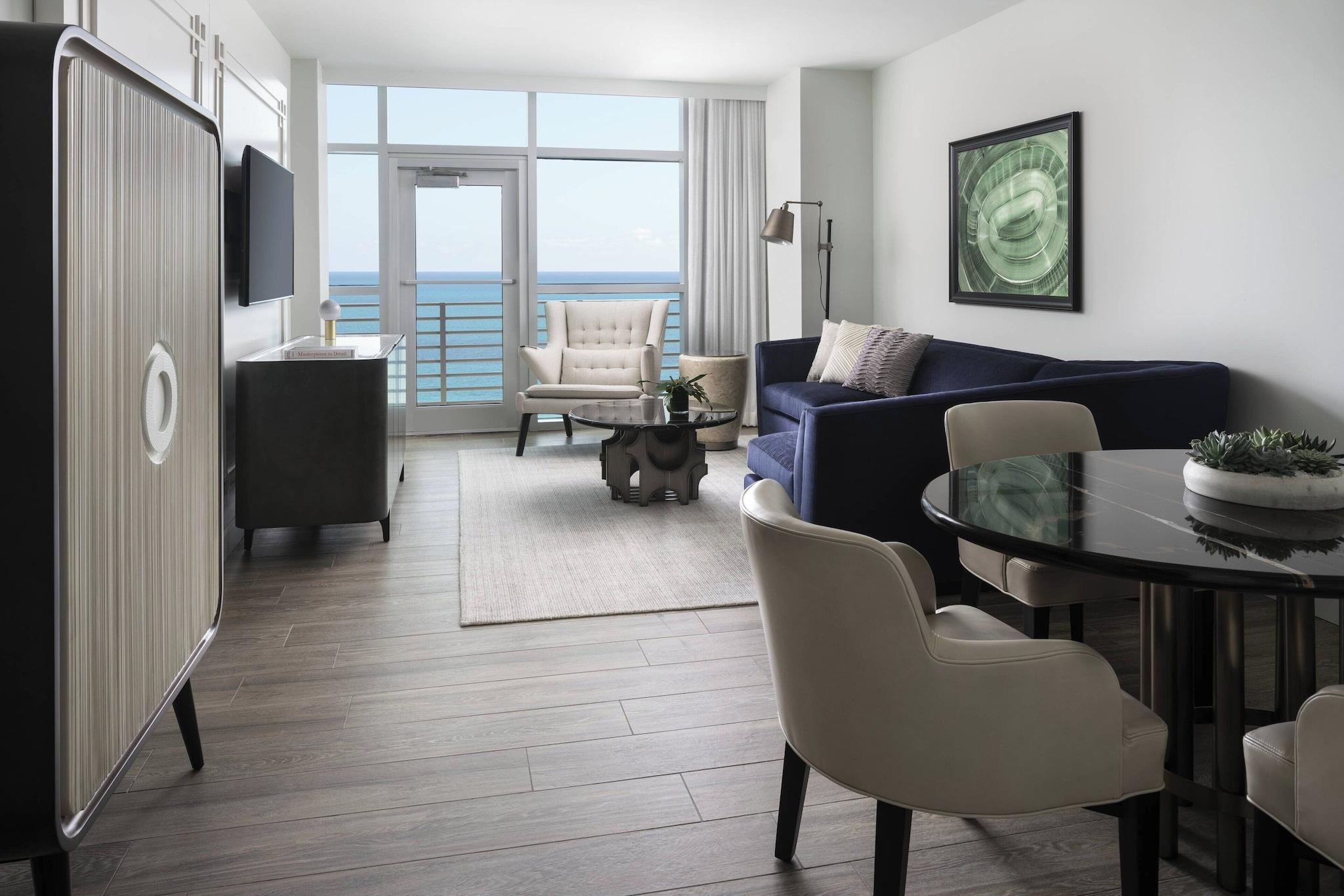 Suite Ocean View King Bed