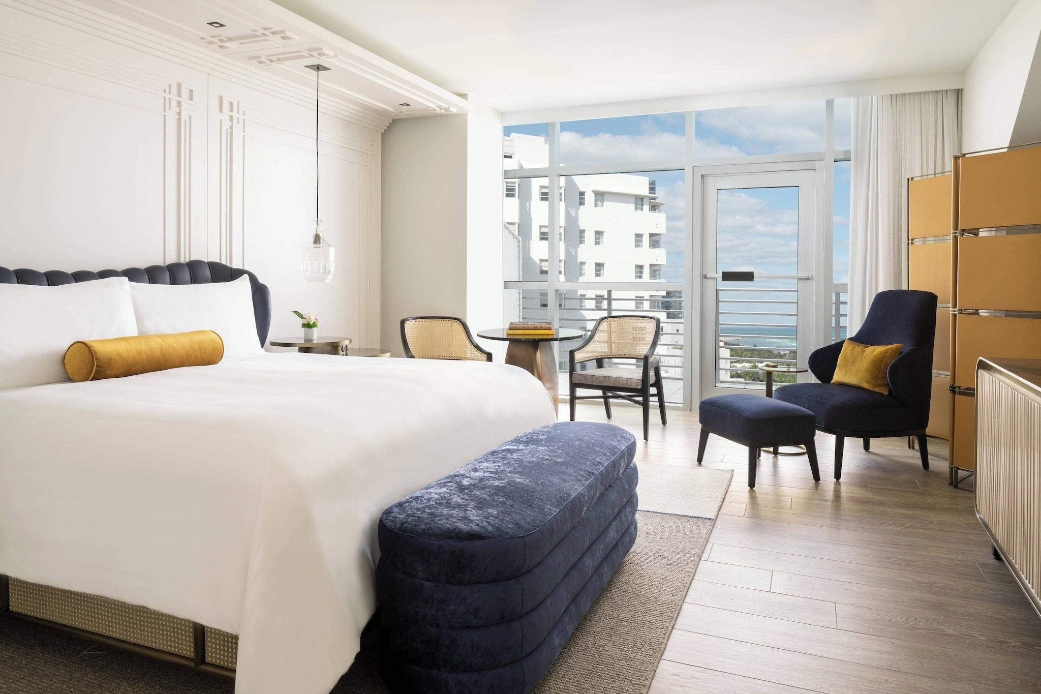 Suite Ocean View King Bed