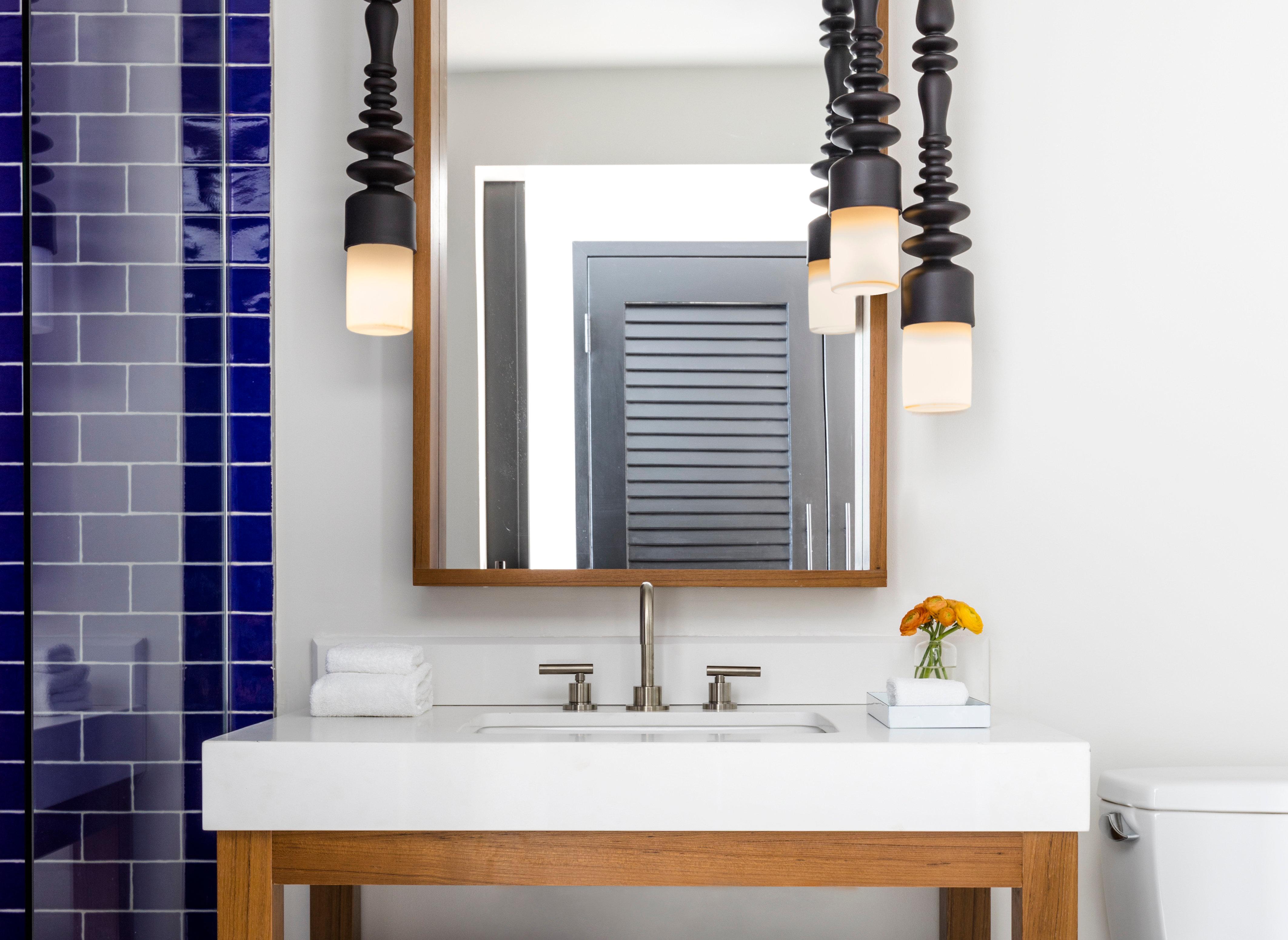 Studio King Size Bed