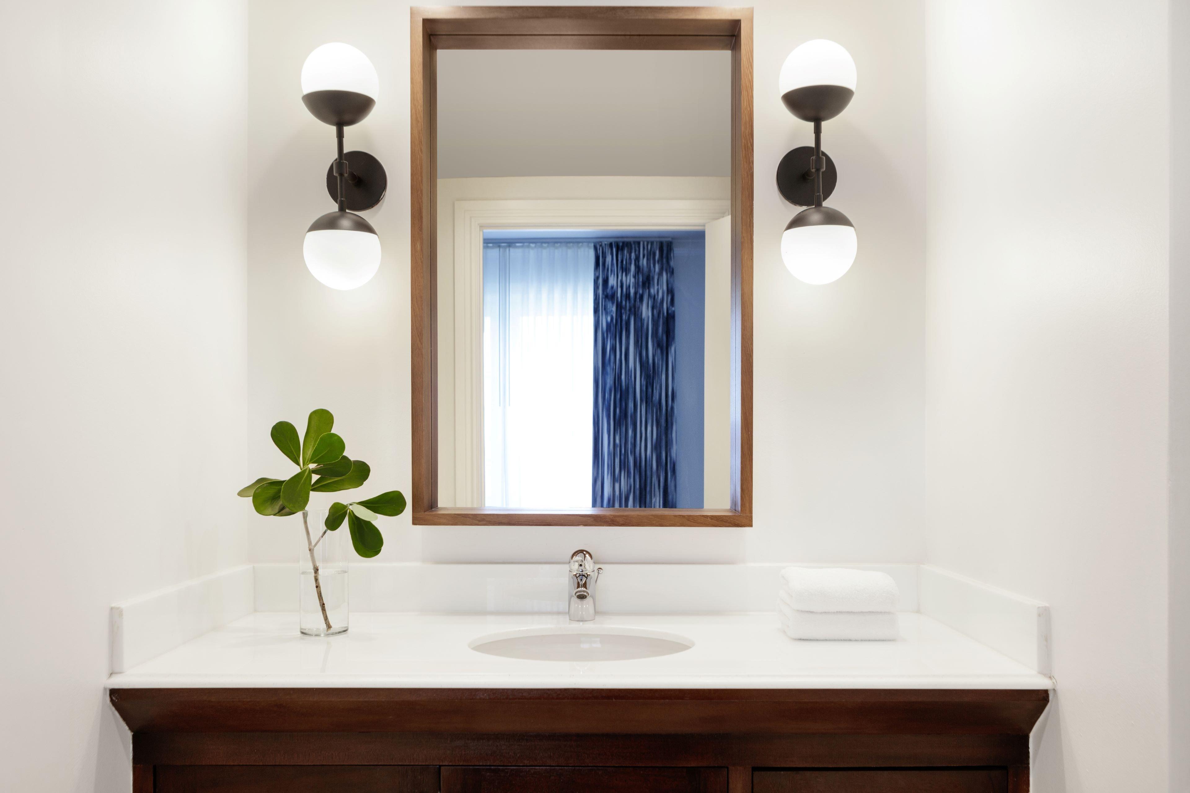 Studio King Size Bed