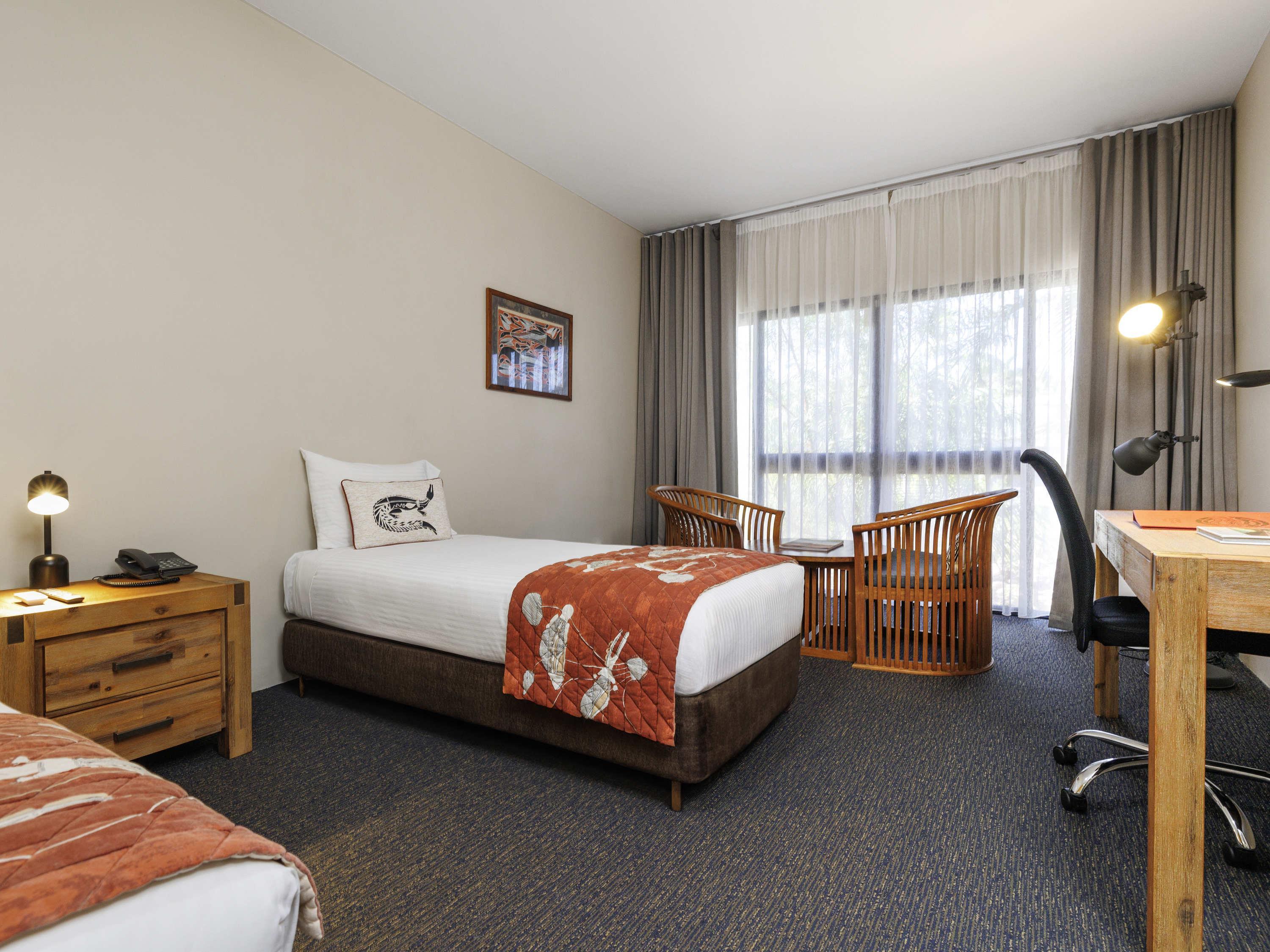 Double Superior Queen Bed